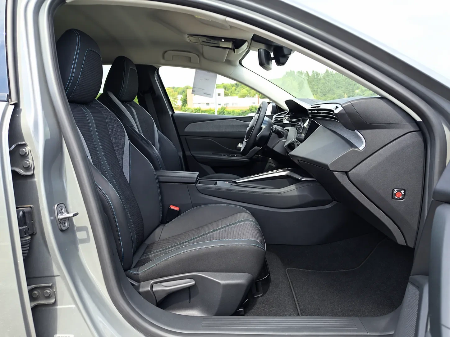 Peugeot e-308 54 kWh Allure 3