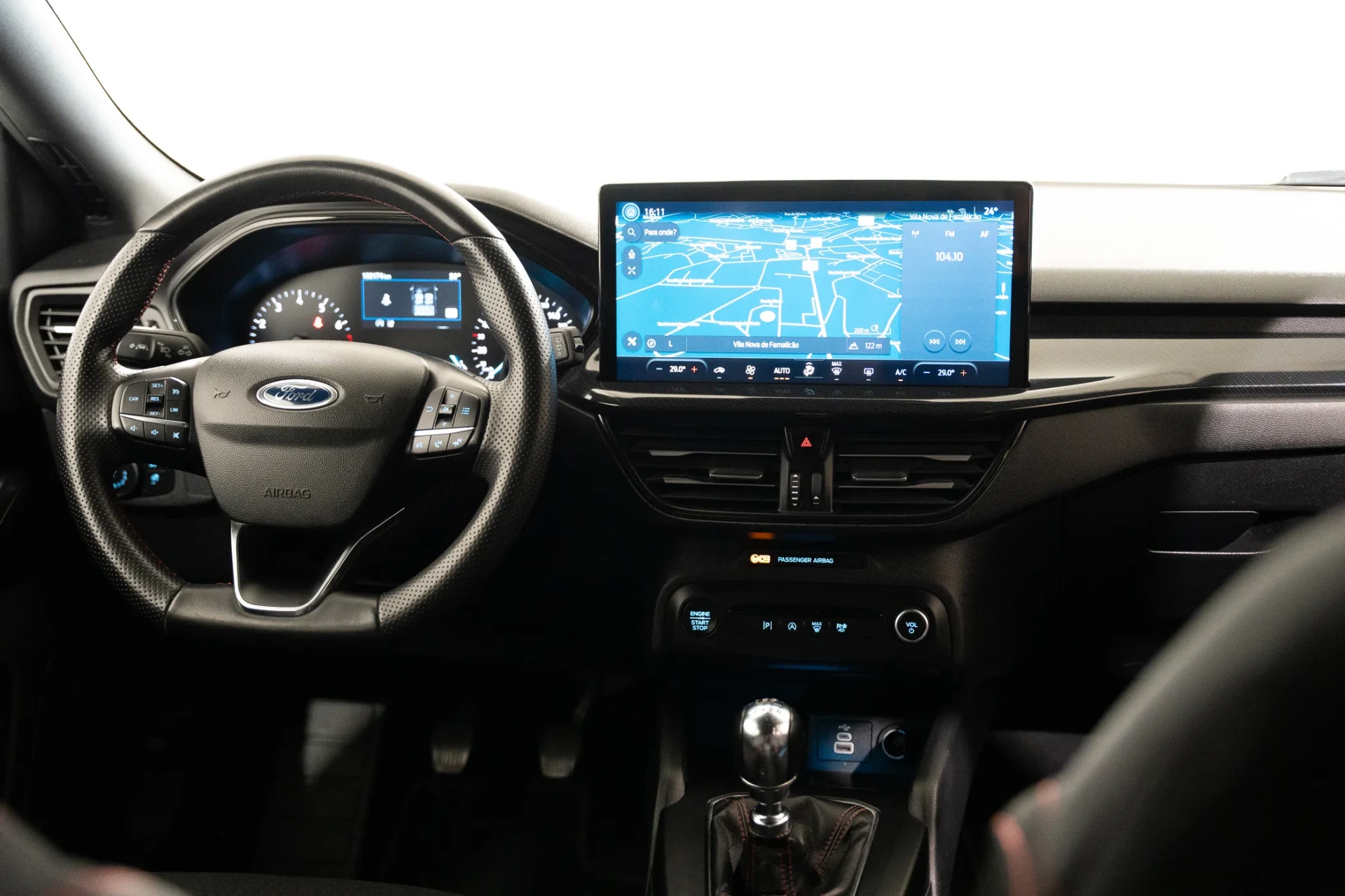 Ford Focus SW 1.0 EcoBoost MHEV ST-Line 11
