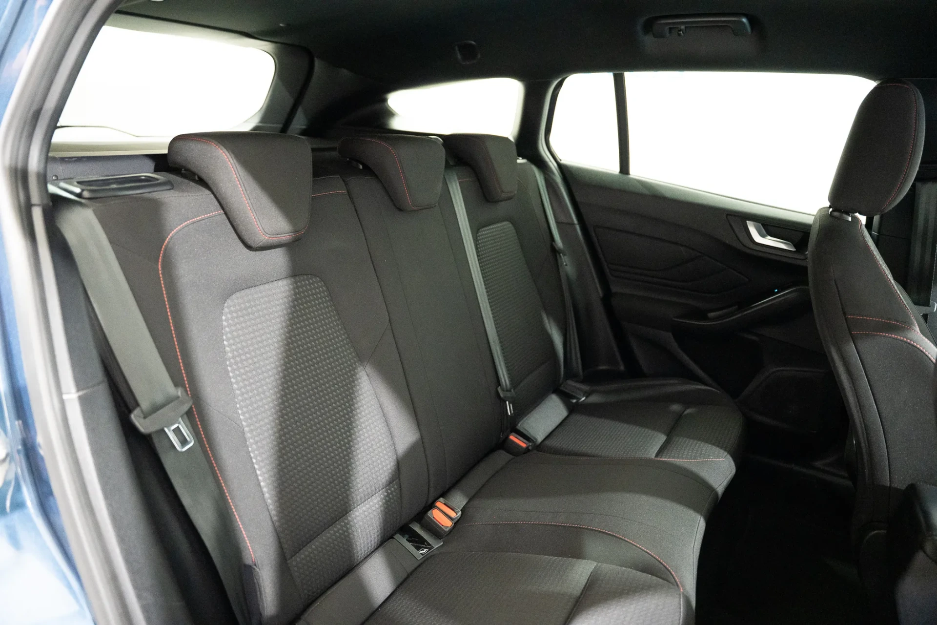 Ford Focus SW 1.0 EcoBoost MHEV ST-Line 26
