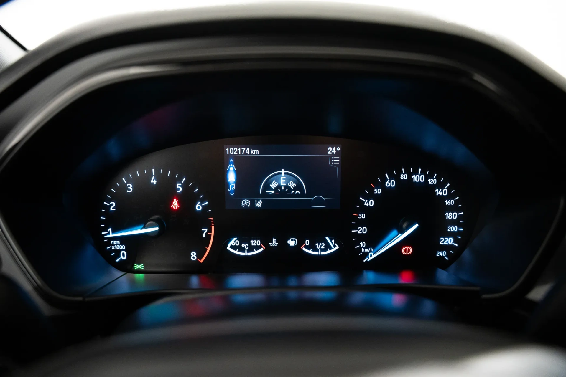 Ford Focus SW 1.0 EcoBoost MHEV ST-Line 27