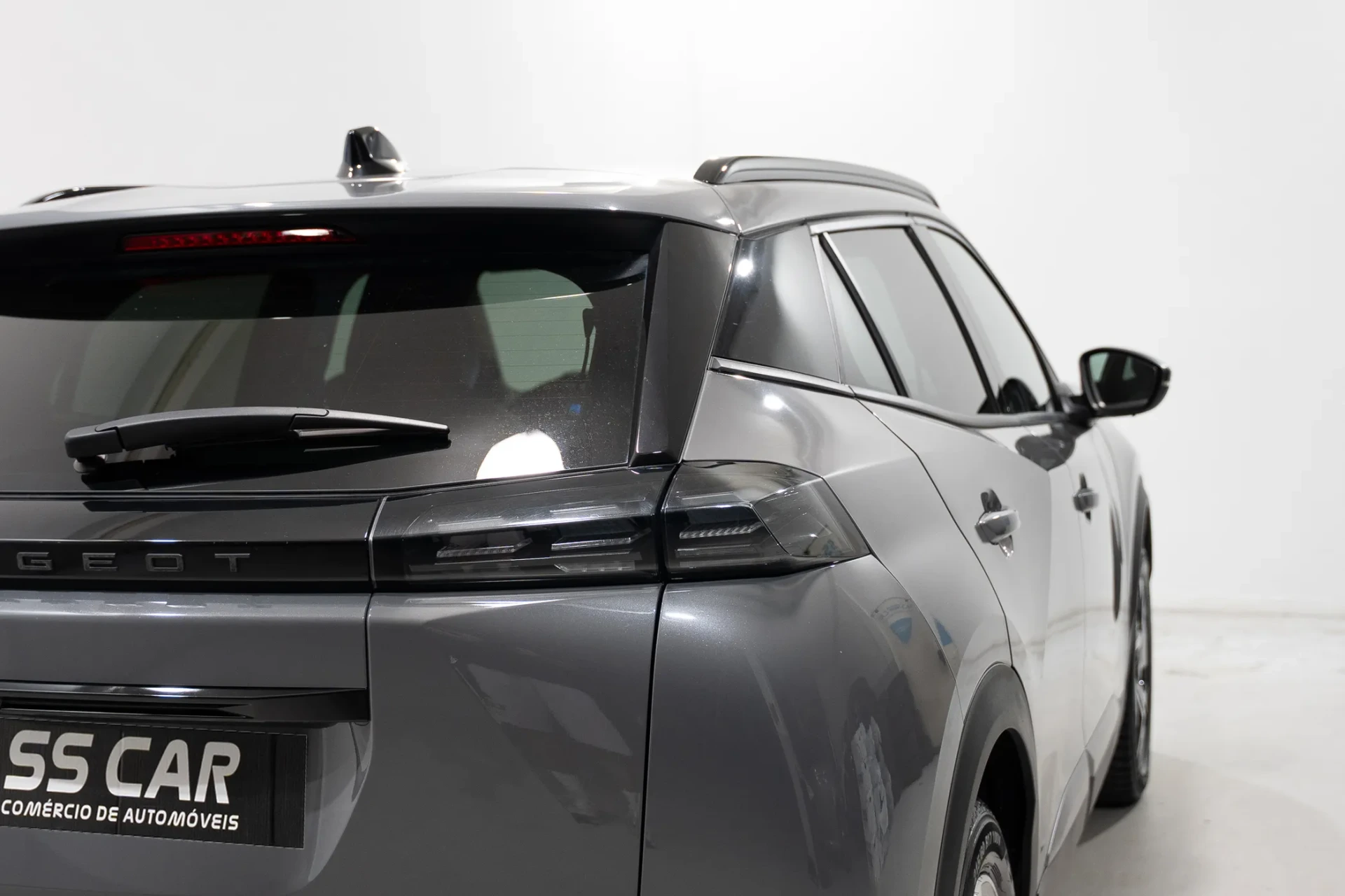 Peugeot e-2008 54 kWh Allure 7
