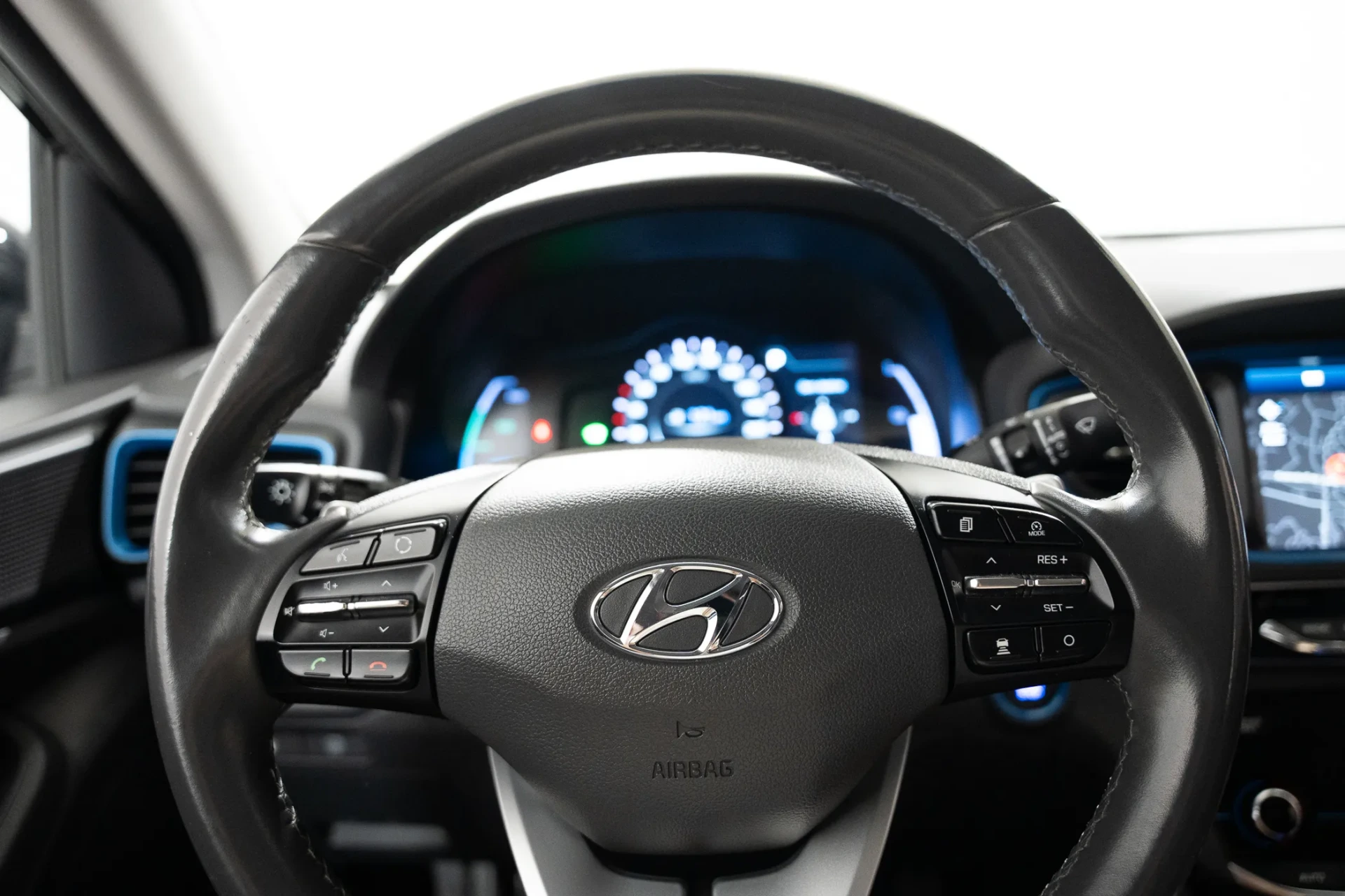 Hyundai Ioniq 1.6 GDI HEV Pack Plus 16