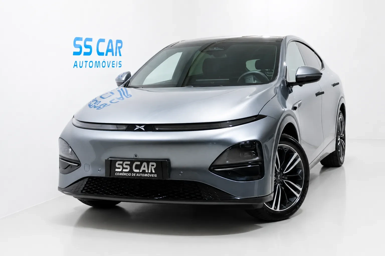 Xpeng G6 68.5 kWh Standard Range 1