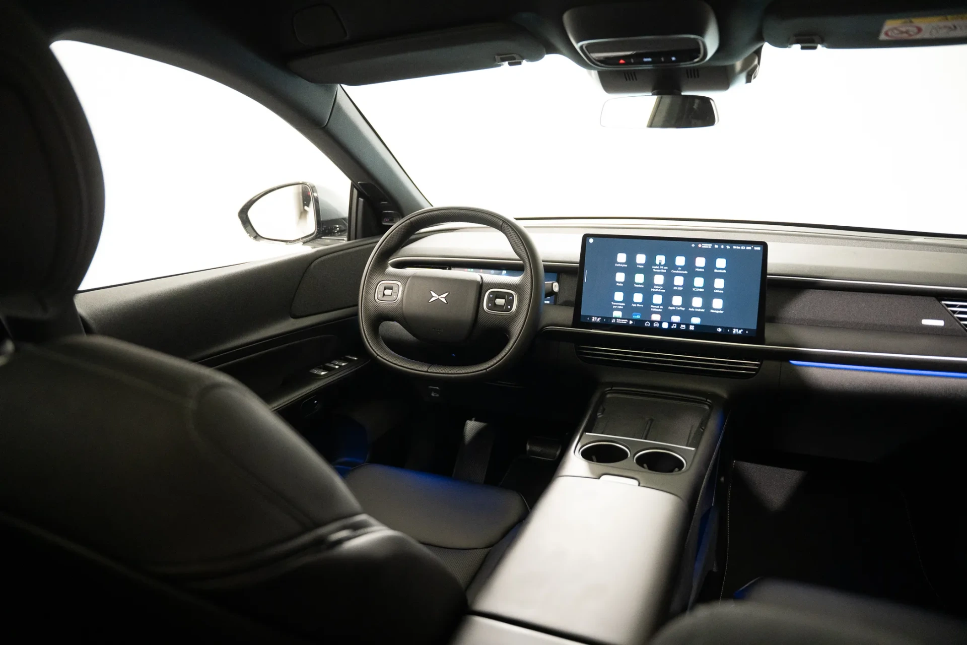 Xpeng G6 68.5 kWh Standard Range 10