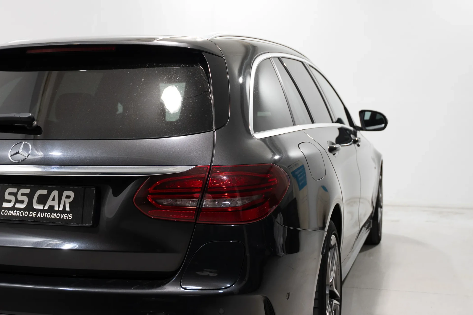 Mercedes-Benz C 300 e AMG Line 6