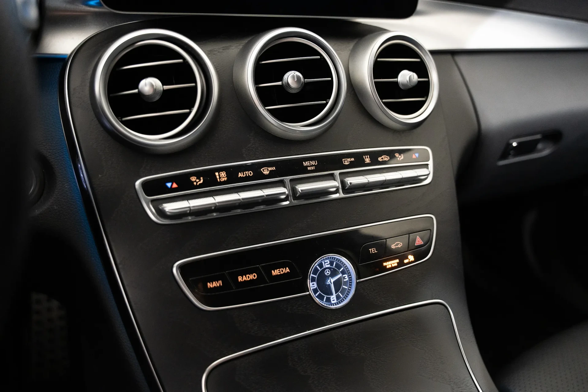 Mercedes-Benz C 300 e AMG Line 22