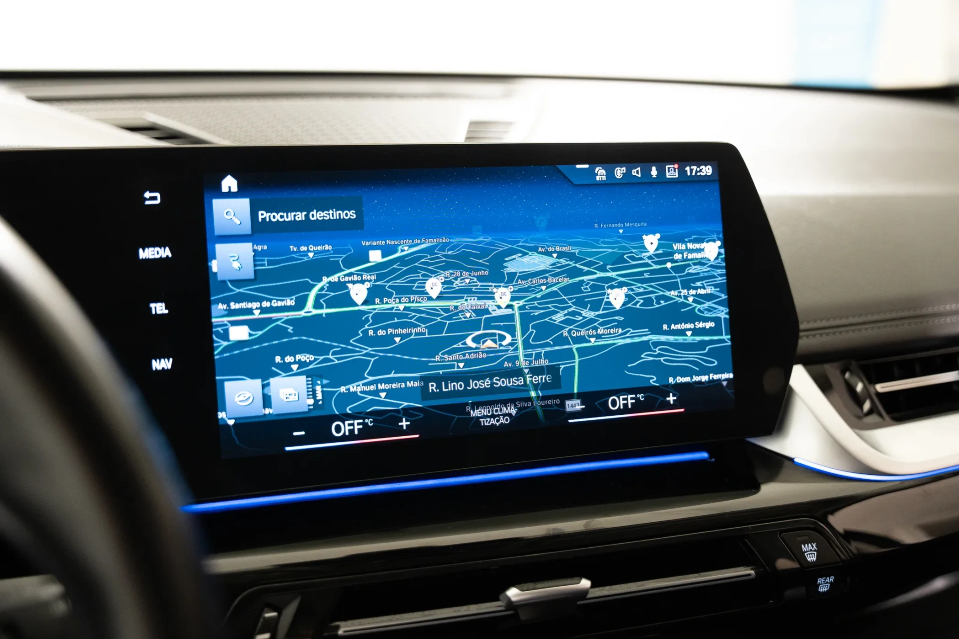 BMW iX1 xDrive30 xLine 13