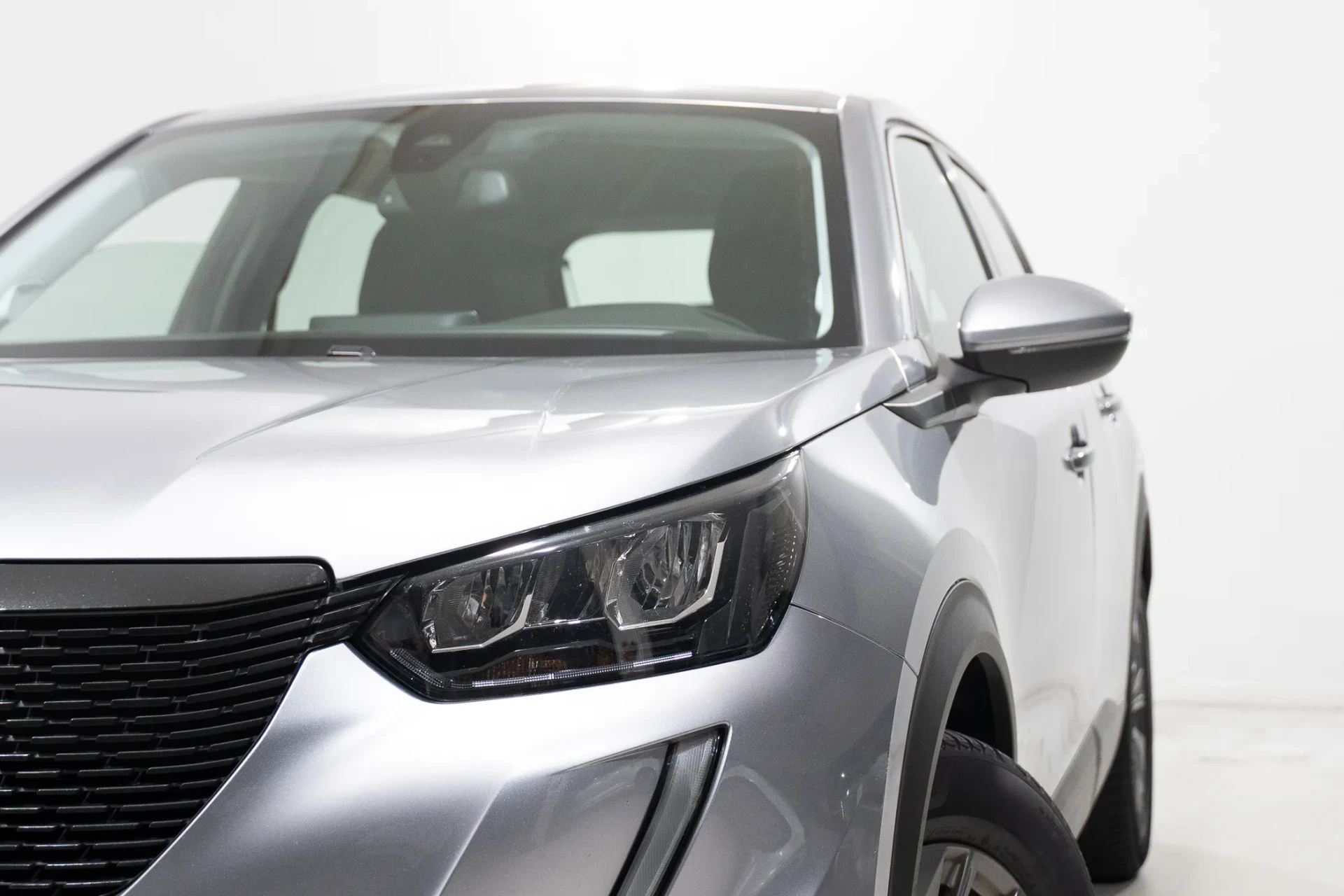 Peugeot 2008 1.2 PureTech Active EAT8 4