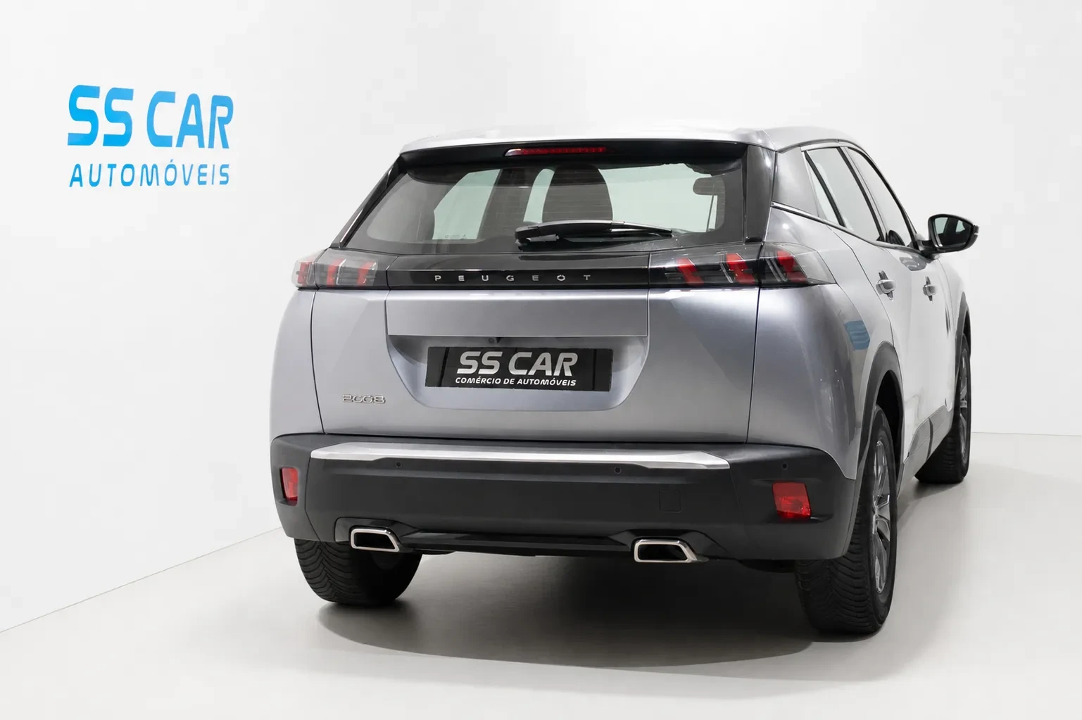 Peugeot 2008 1.2 PureTech Active EAT8 6