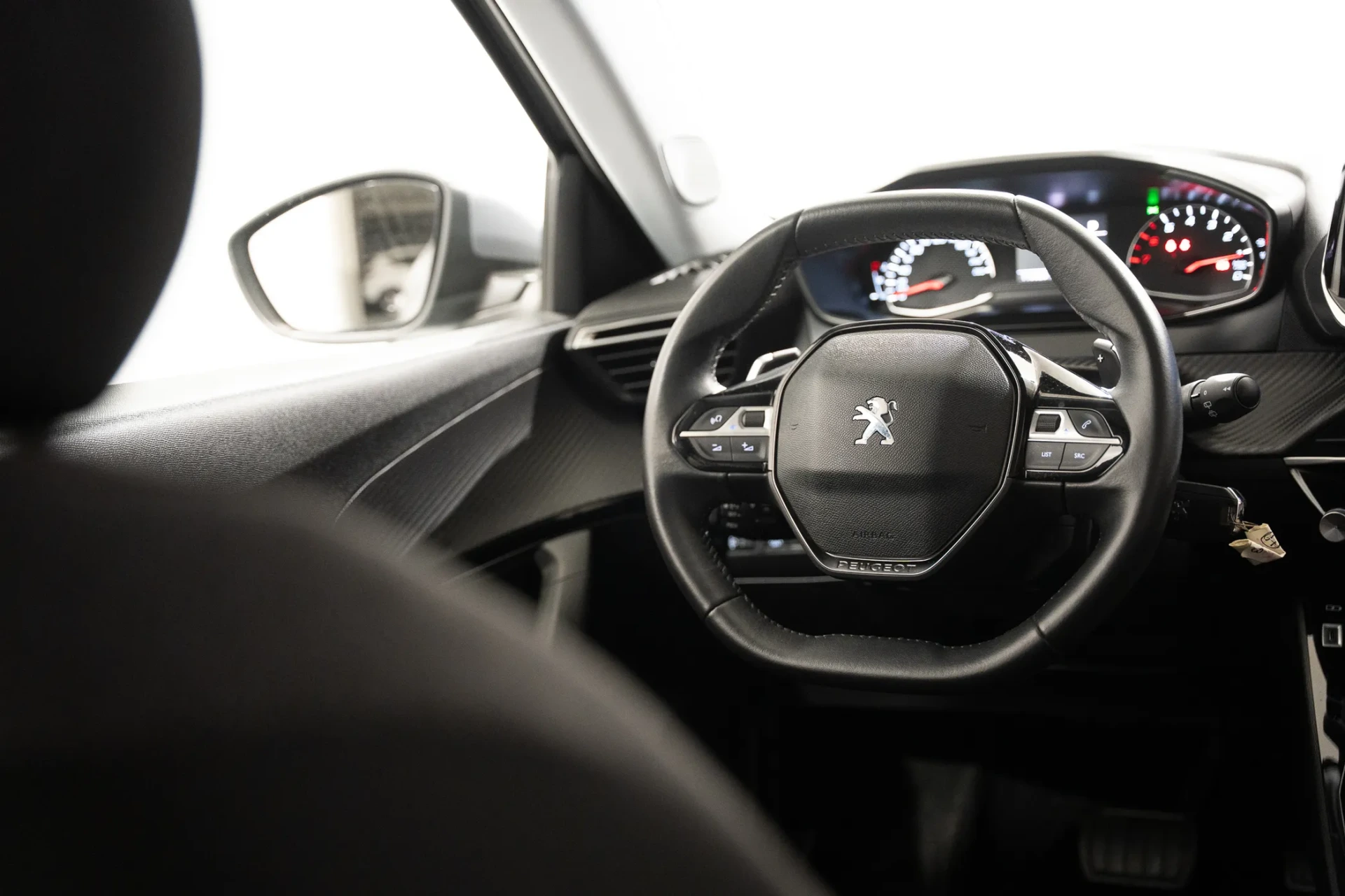 Peugeot 2008 1.2 PureTech Active EAT8 10