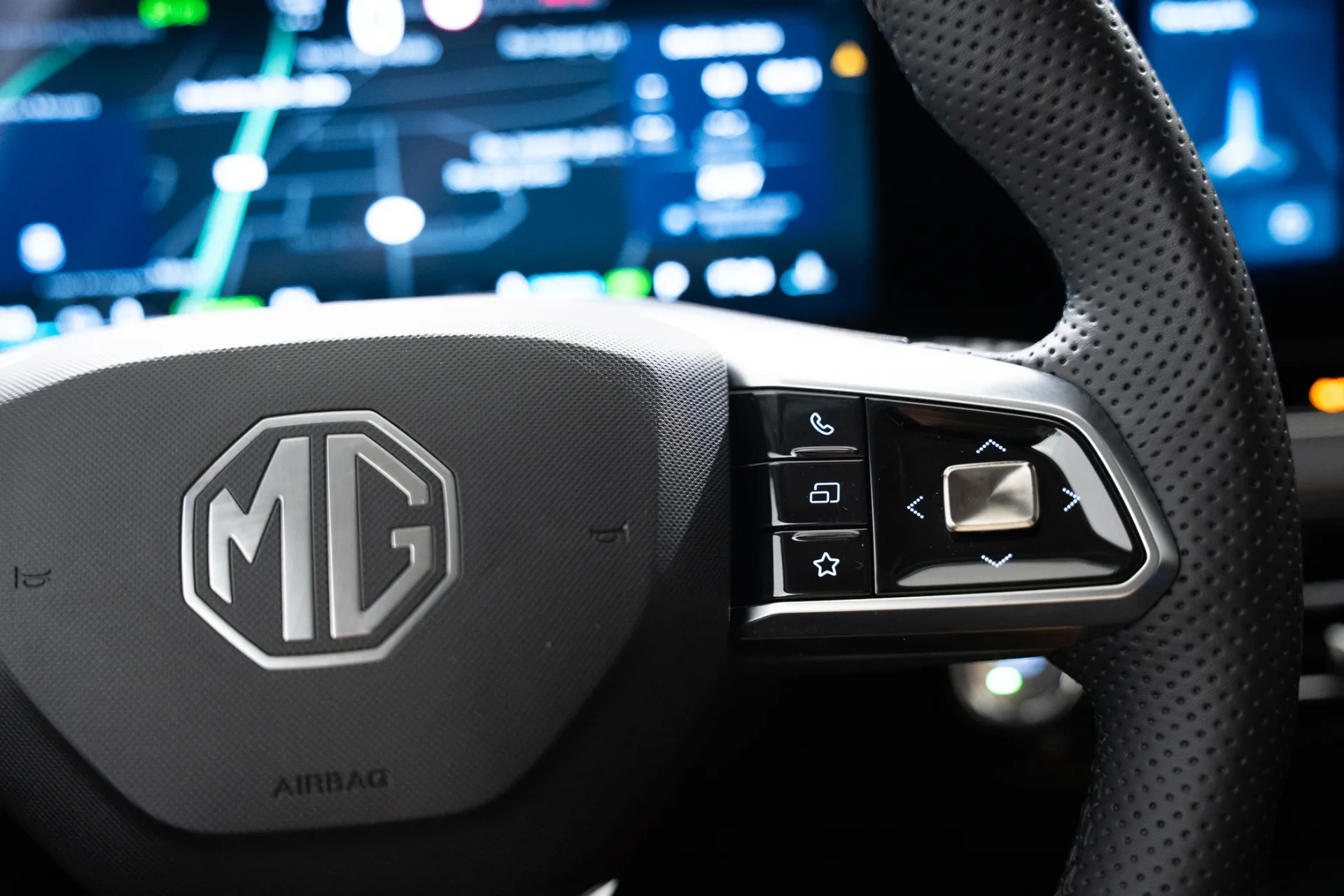 MG HS 1.5 Plug-in Hybrid Luxury 15