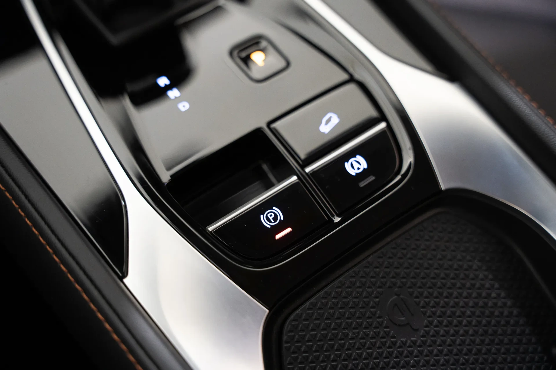 MG HS 1.5 Plug-in Hybrid Luxury 25