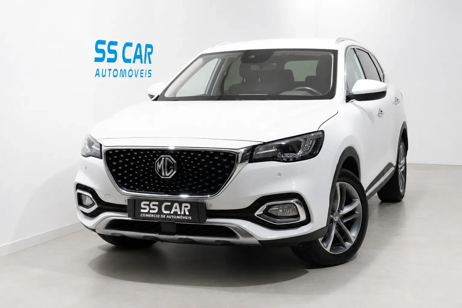 MG EHS 1.5 T-GDI Plug-in Hybrid Luxury 1