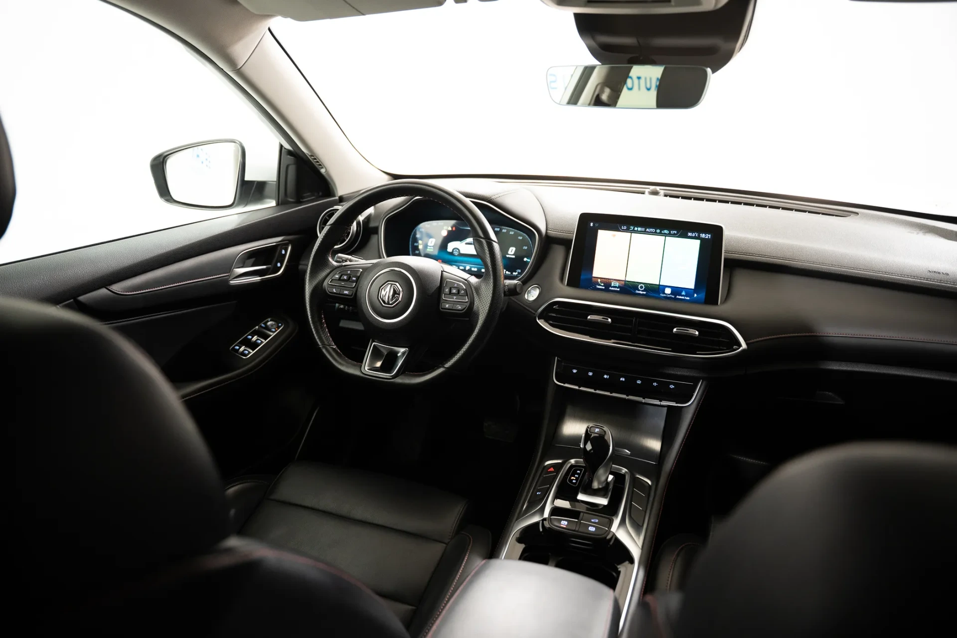 MG EHS 1.5 T-GDI Plug-in Hybrid Luxury 9