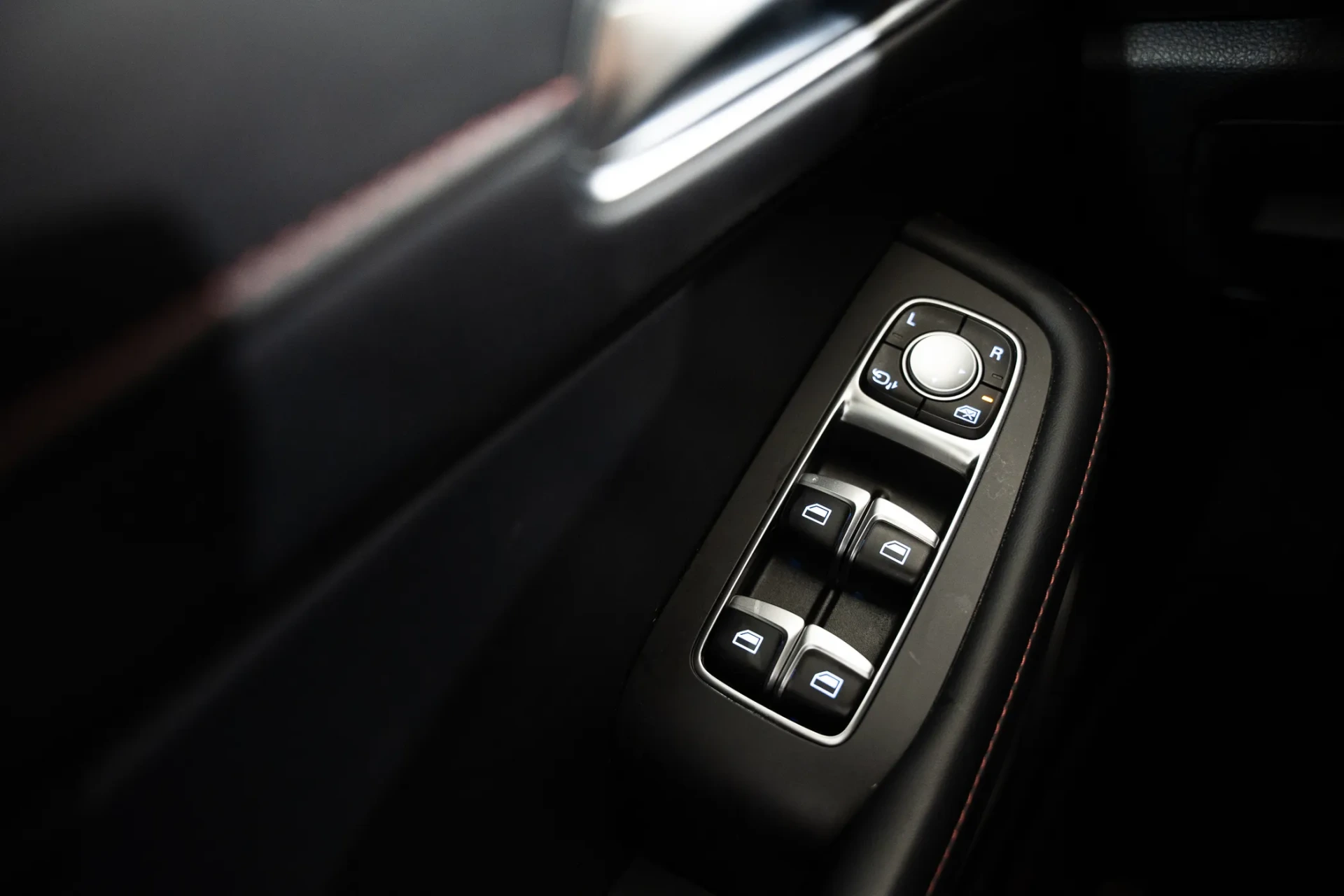 MG EHS 1.5 T-GDI Plug-in Hybrid Luxury 22