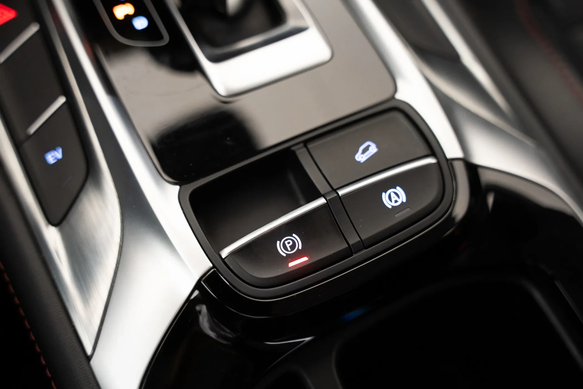 MG EHS 1.5 T-GDI Plug-in Hybrid Luxury 24
