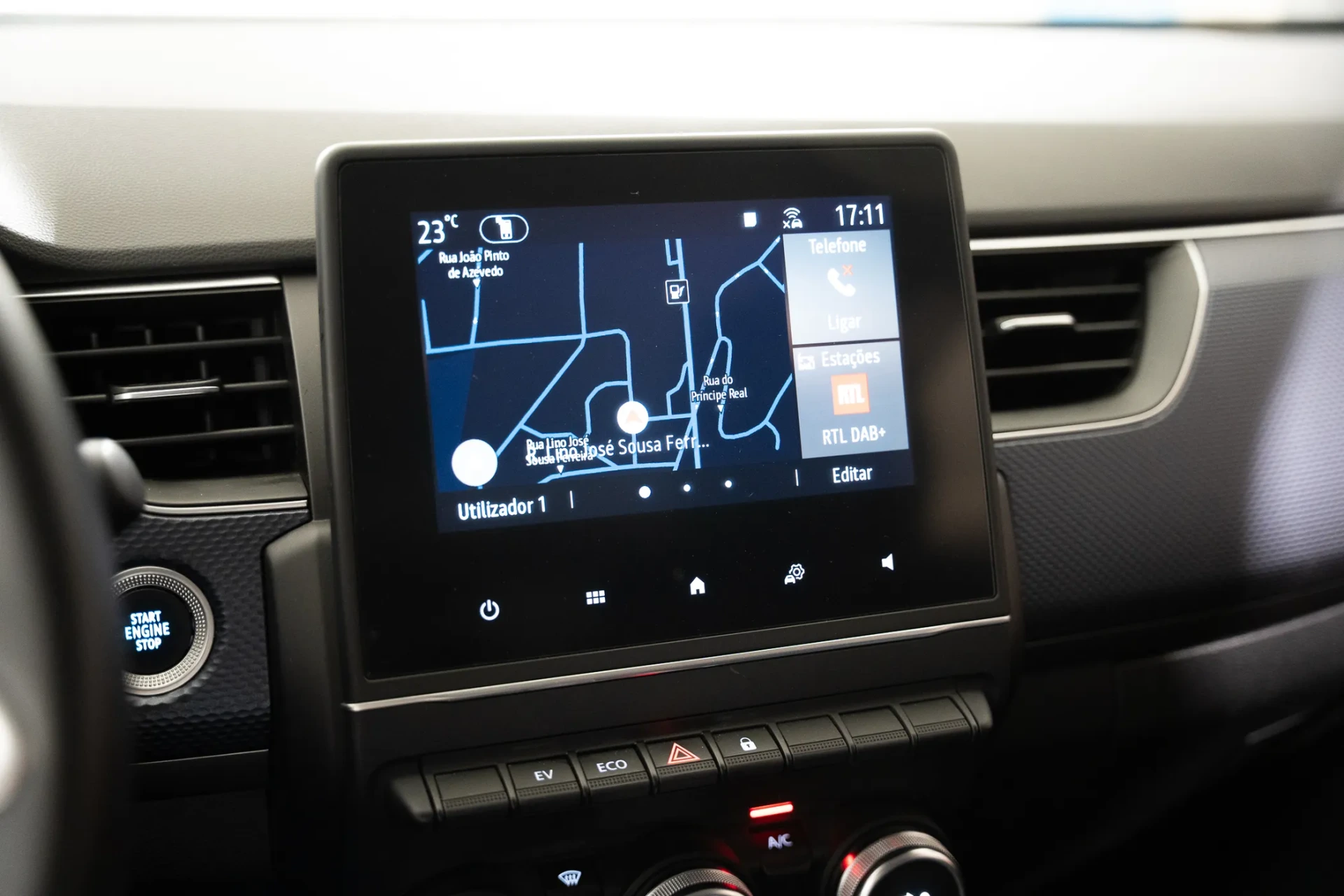 Renault Arkana 1.6 E-Tech Business 19