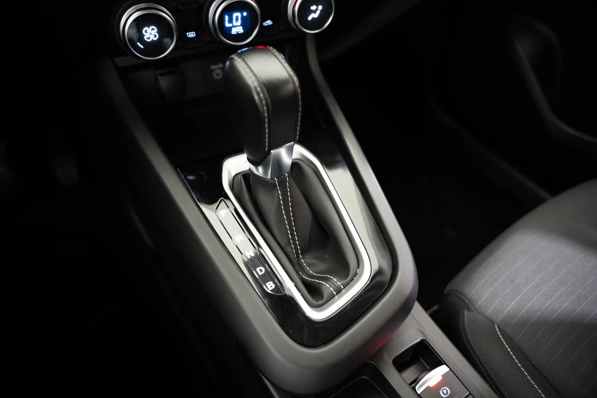 Renault Arkana 1.6 E-Tech Business 23