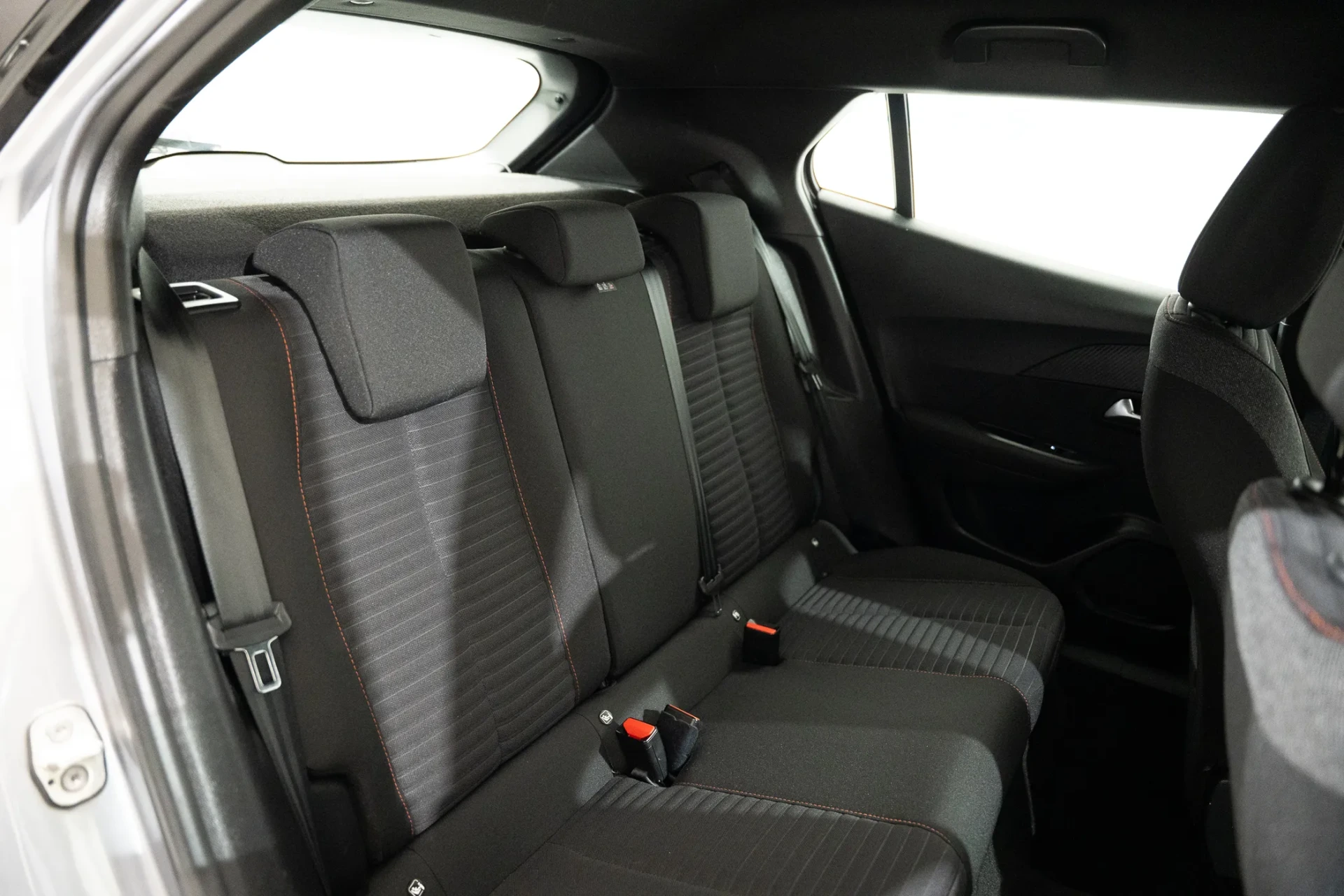 Peugeot 2008 1.2 PureTech Active Pack 24