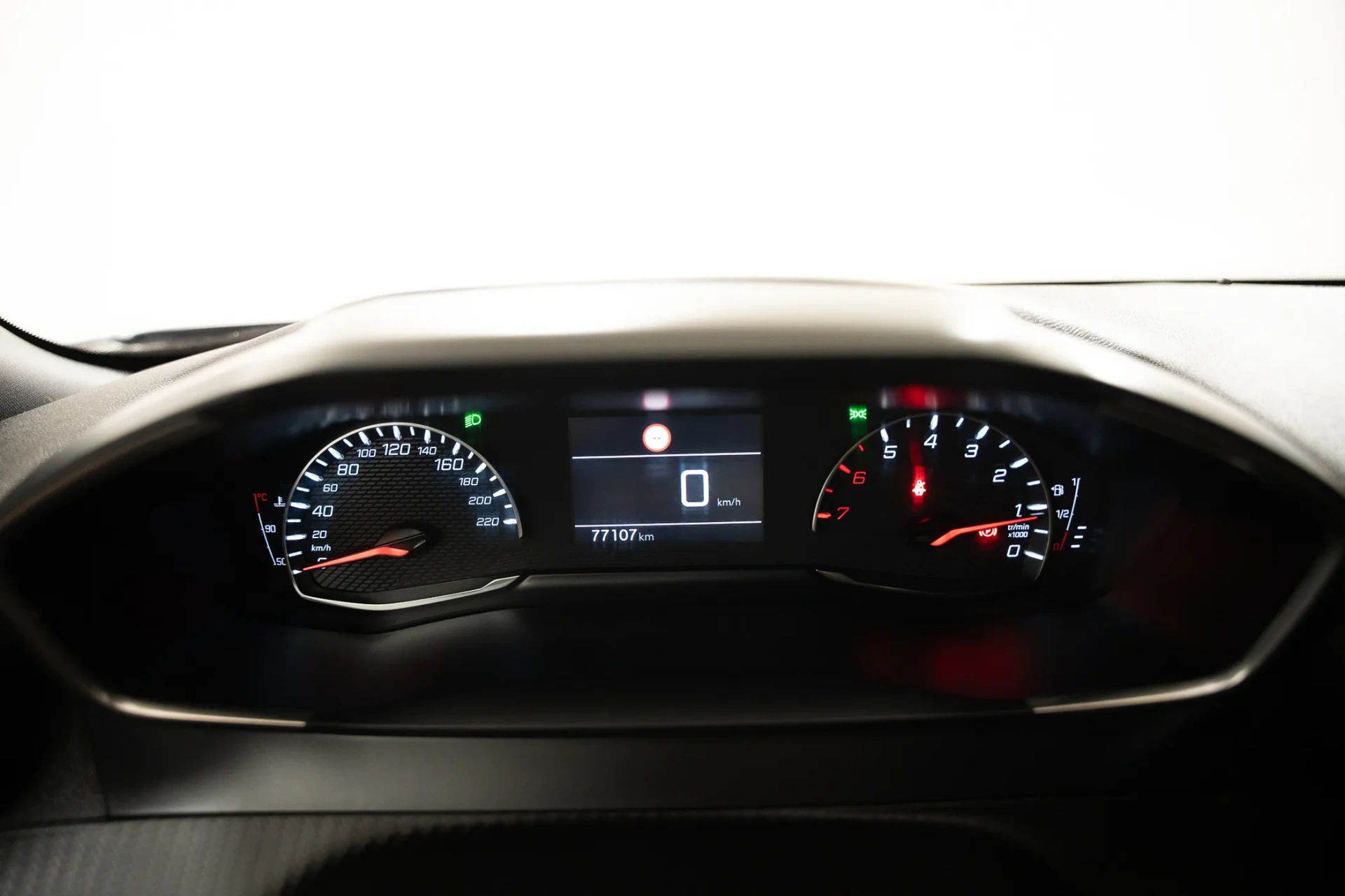 Peugeot 2008 1.2 PureTech Active Pack 25