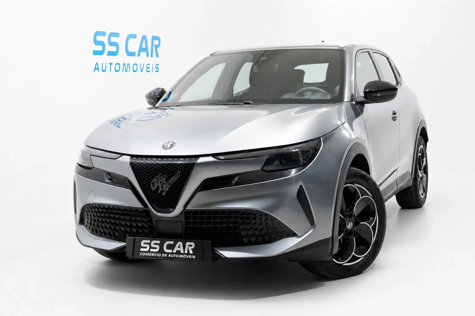 Alfa Romeo Junior 54 kWh Intensa 1