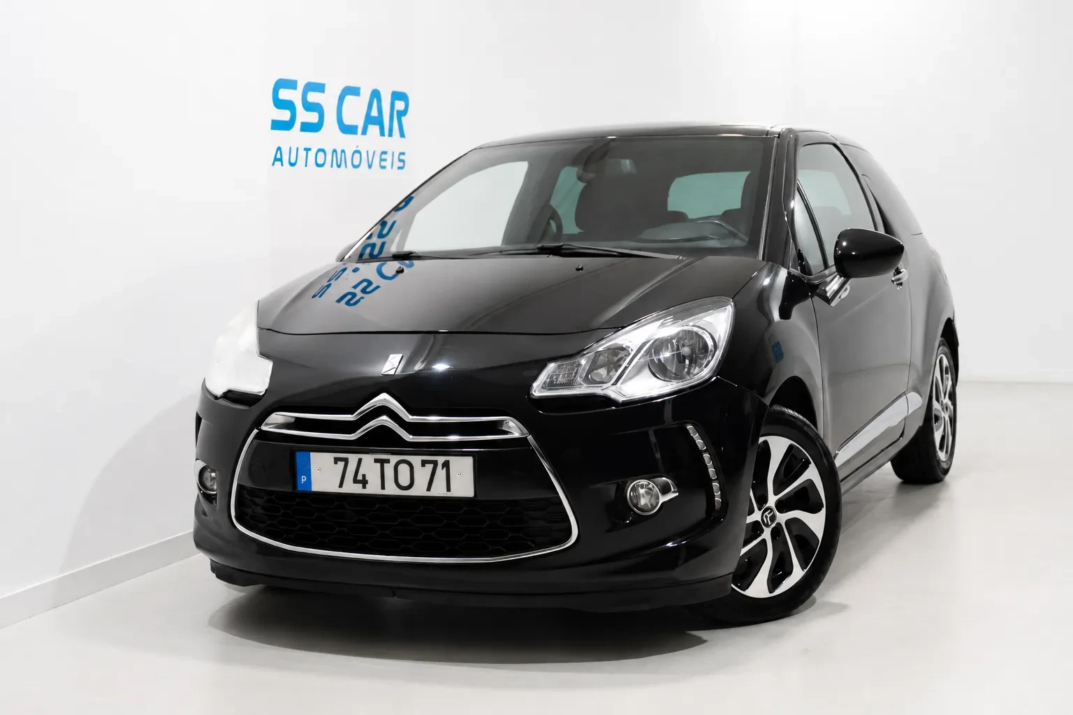 Citroen DS3 1.6 e-HDi So Chic 1