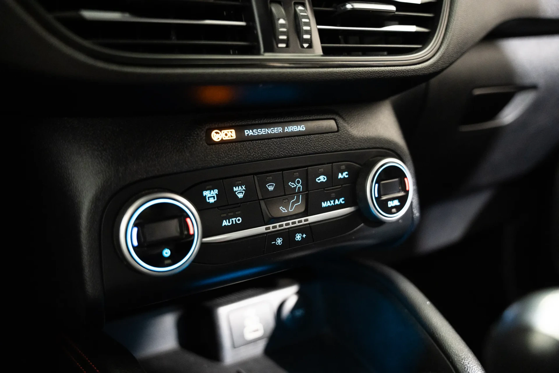 Ford Kuga 1.5 EcoBoost Titanium 21