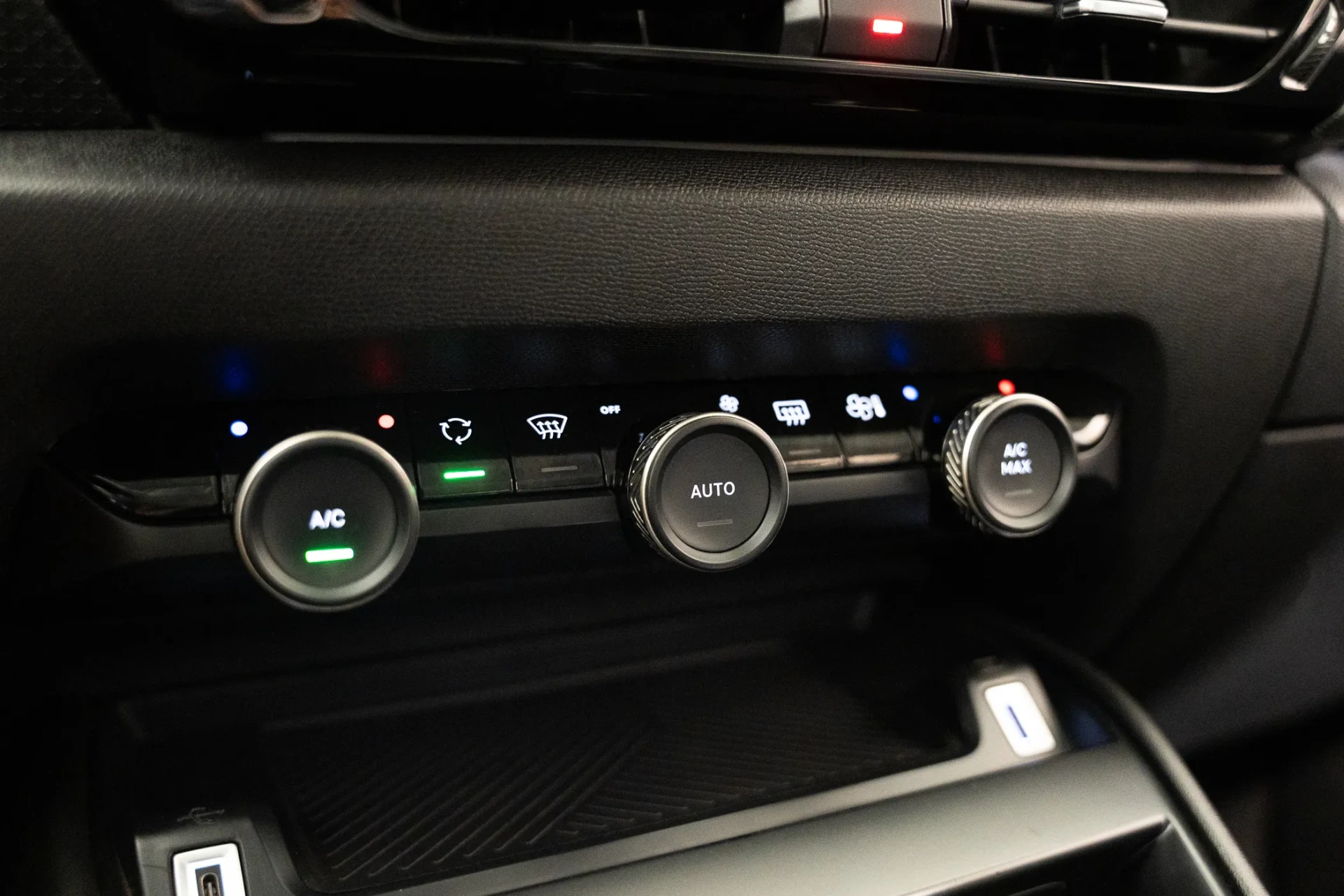 Citroen C4 1.2 PureTech Feel Pack 23