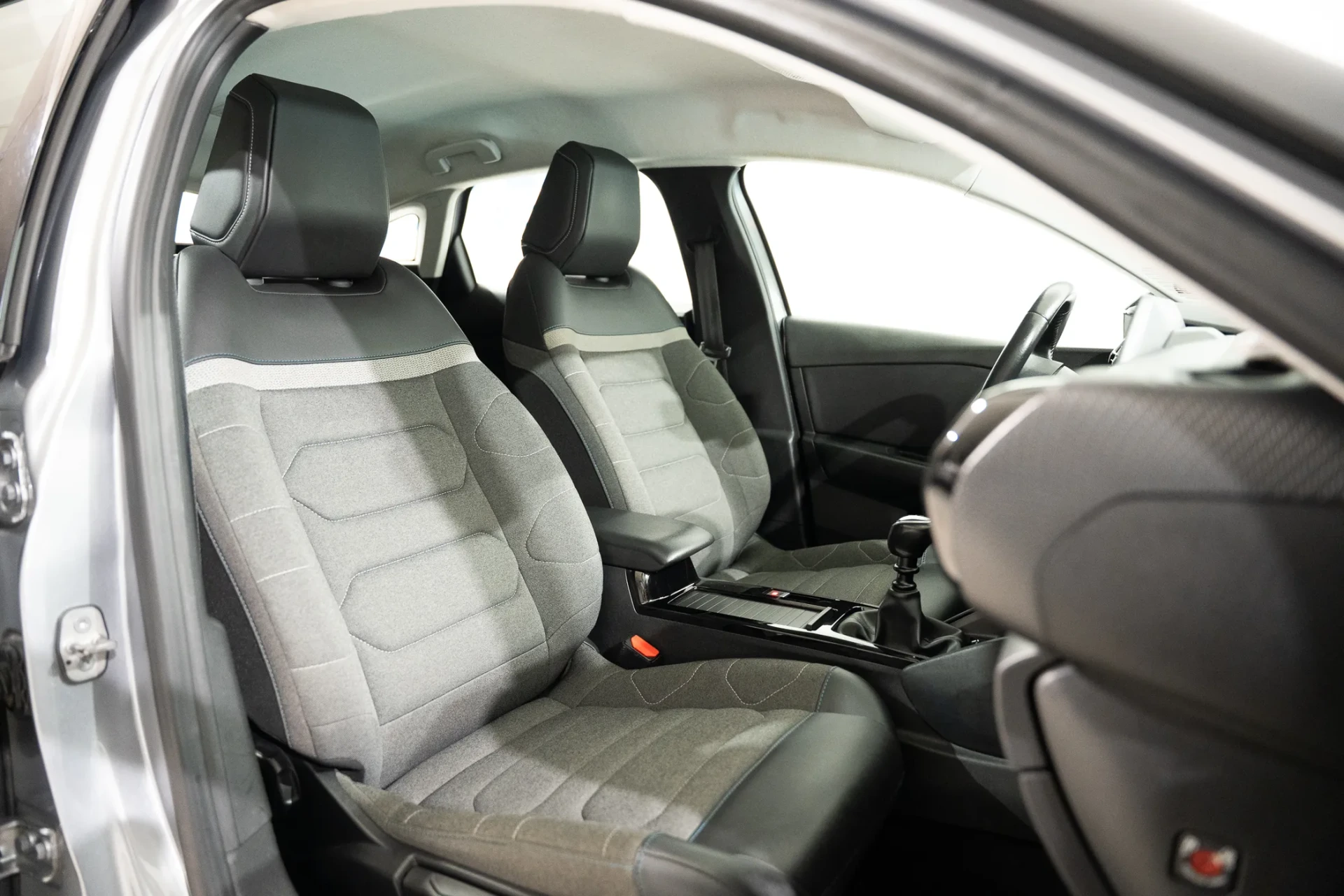 Citroen C4 1.2 PureTech Feel Pack 26