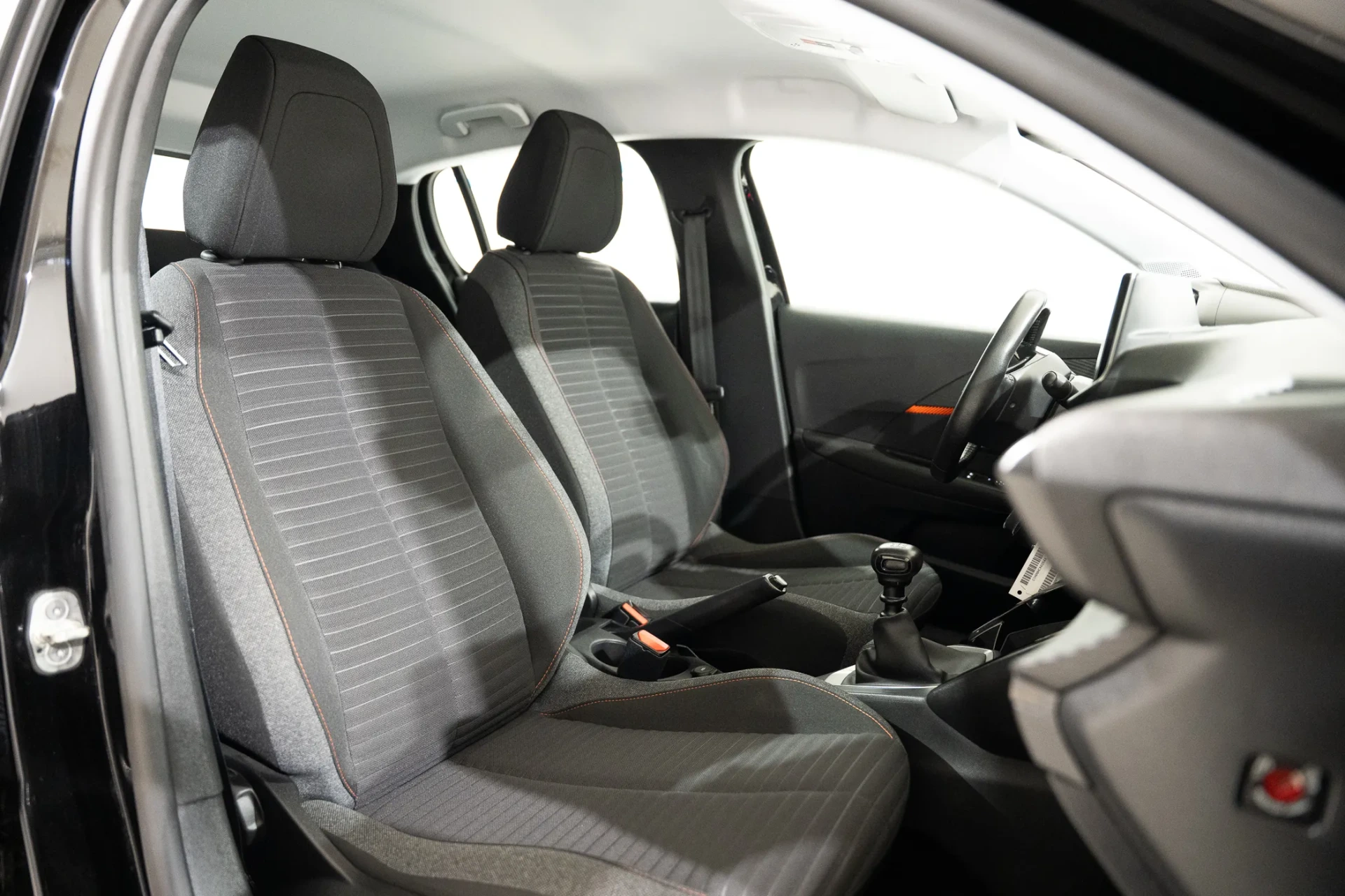 Peugeot 208 1.2 PureTech Active 22