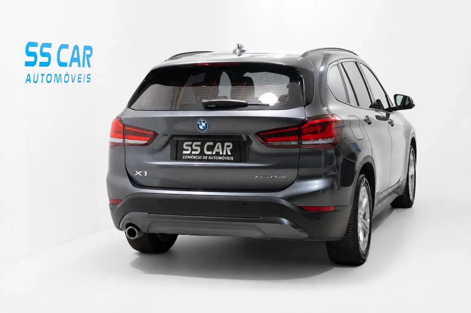 BMW X1 25 e xDrive Corporate Edition 6