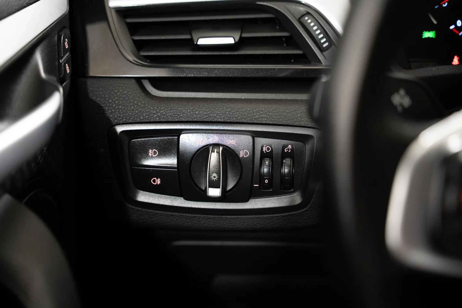 BMW X1 25 e xDrive Corporate Edition 12