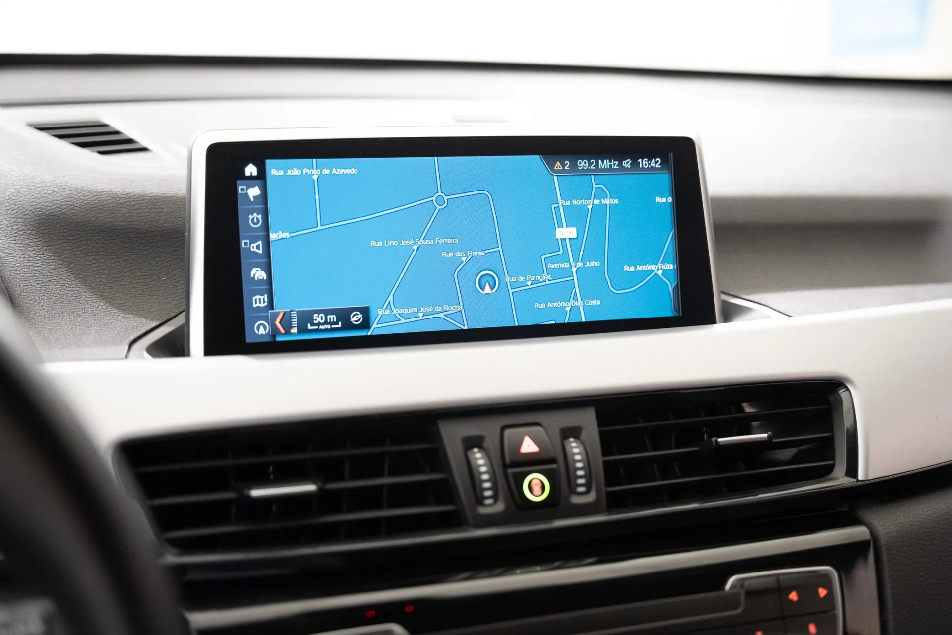 BMW X1 25 e xDrive Corporate Edition 19