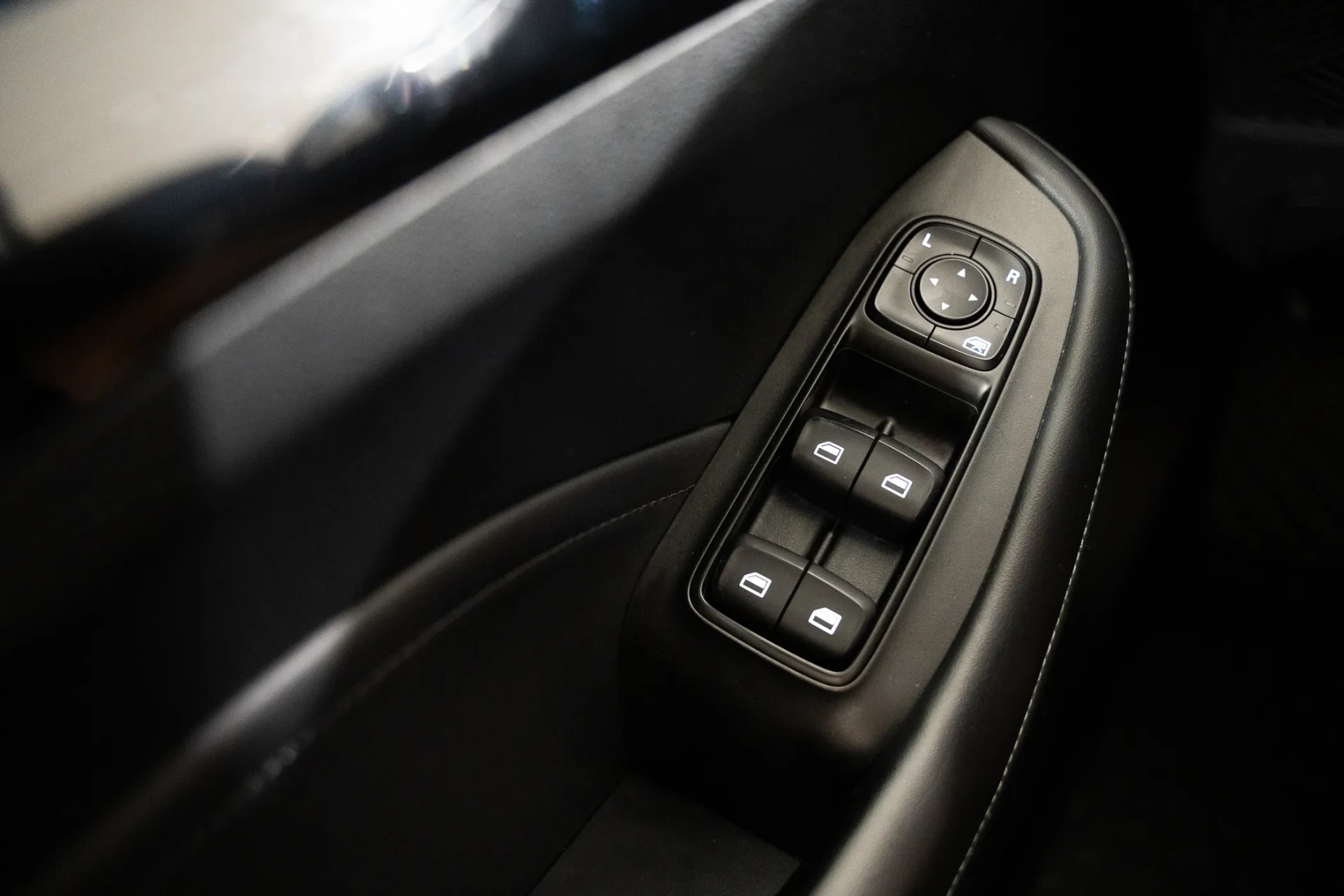 MG MG5 51 kWh Comfort 24