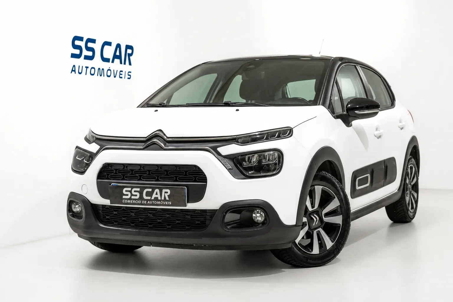 Citroen C3 1.2 PureTech Shine EAT6 1