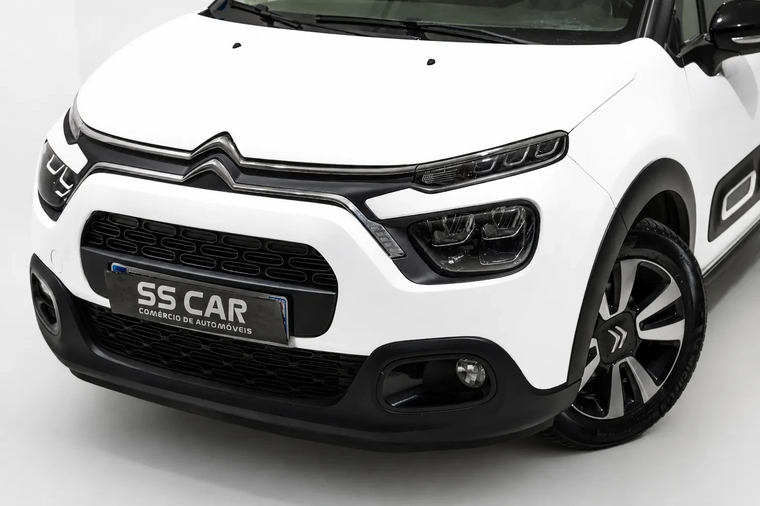 Citroen C3 1.2 PureTech Shine EAT6 2