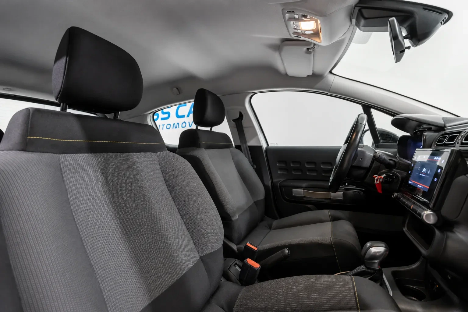 Citroen C3 1.2 PureTech Shine EAT6 17