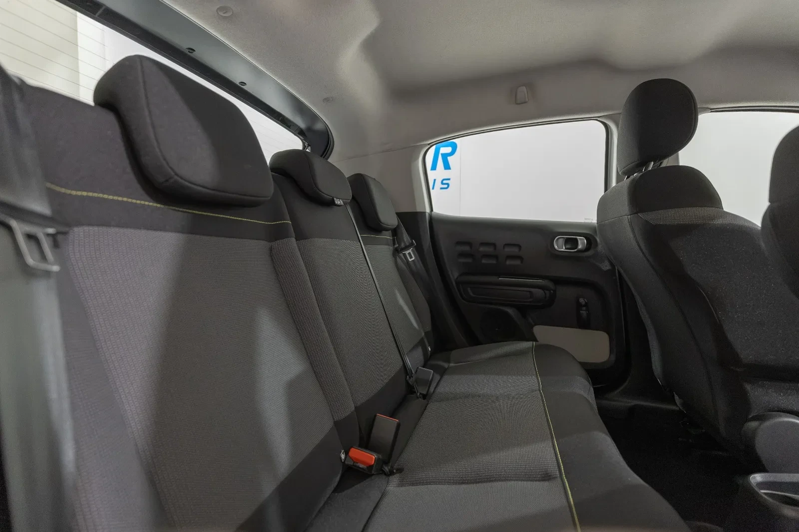 Citroen C3 1.2 PureTech Shine EAT6 18