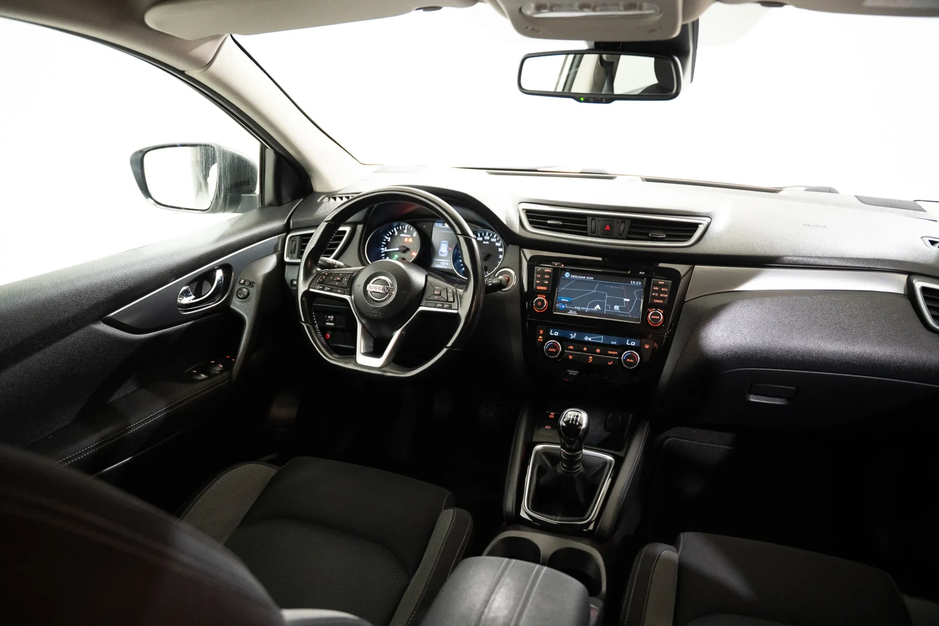 Nissan Qashqai 1.2 DIG-T N-Connecta 9