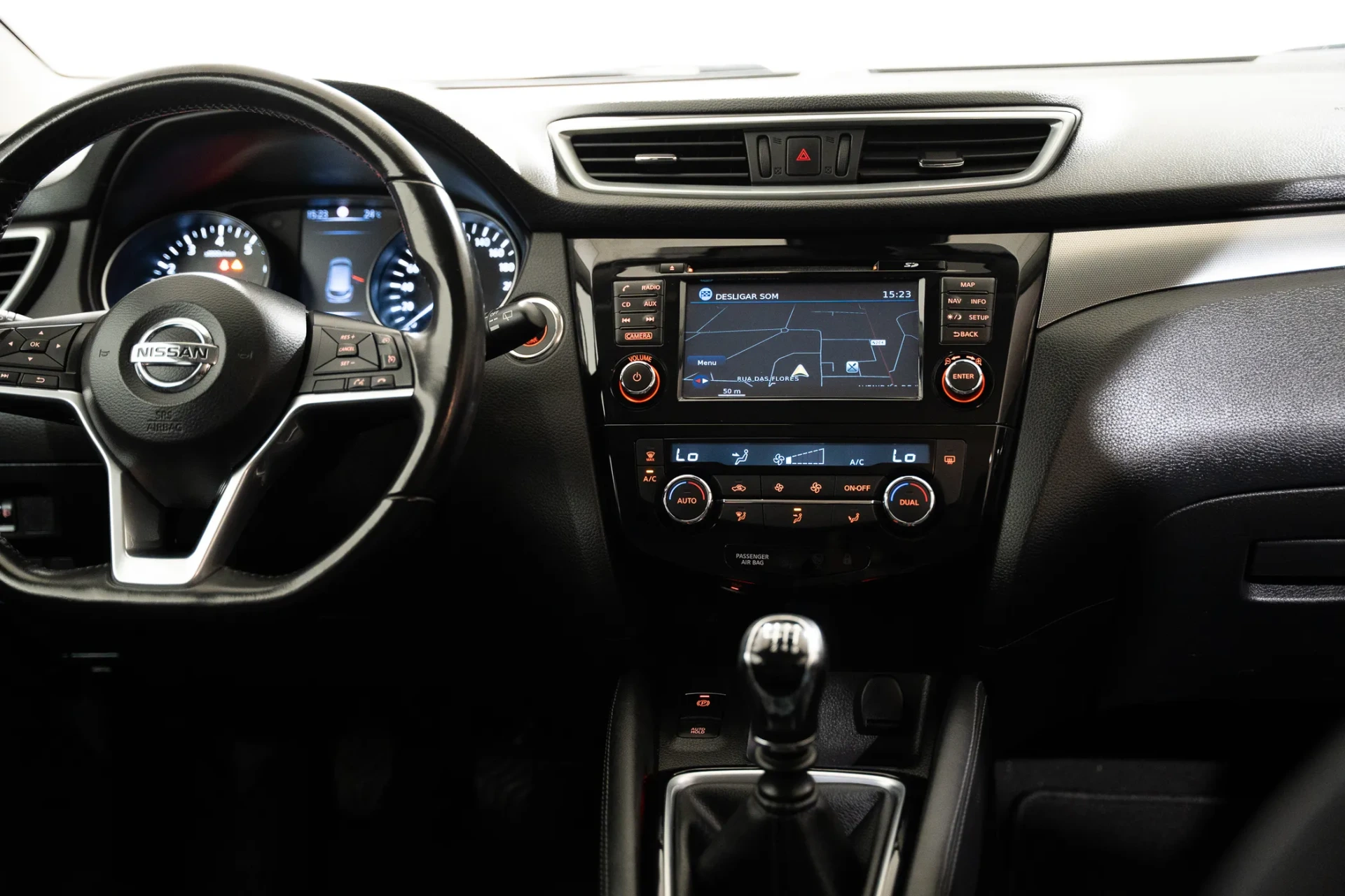 Nissan Qashqai 1.2 DIG-T N-Connecta 11