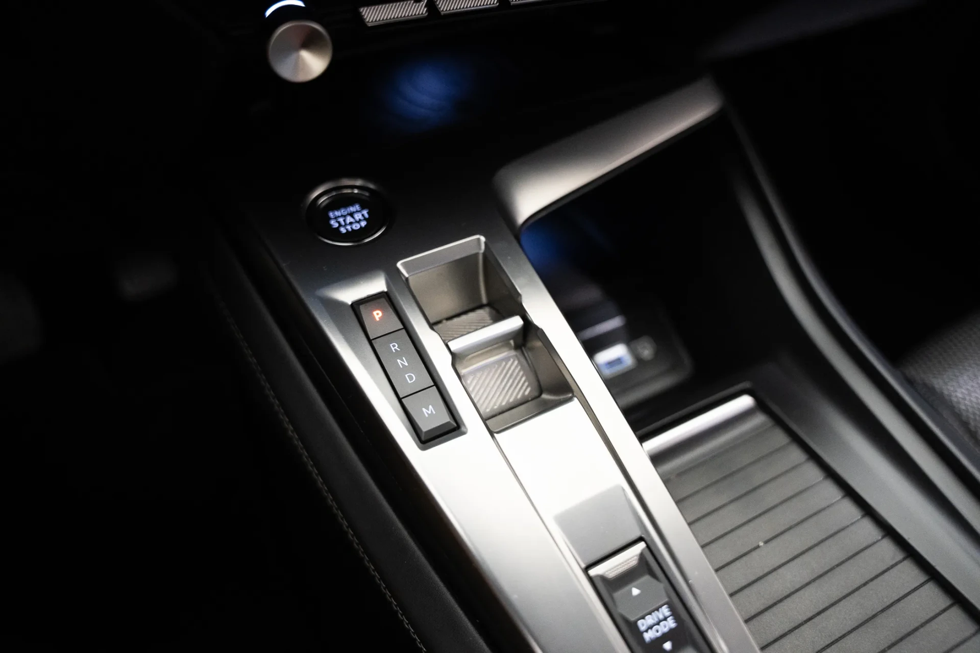 Peugeot 308 1.2 PureTech Allure Pack EAT8 25