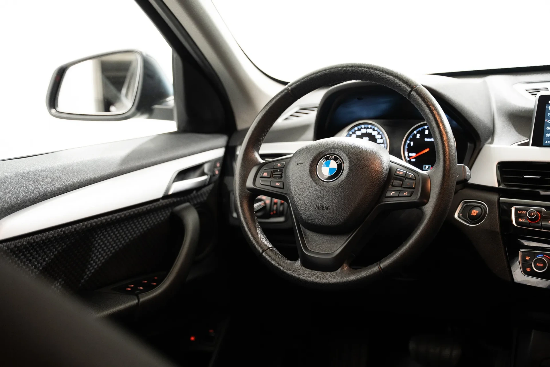 BMW X1 25 e xDrive Corporate Edition 10