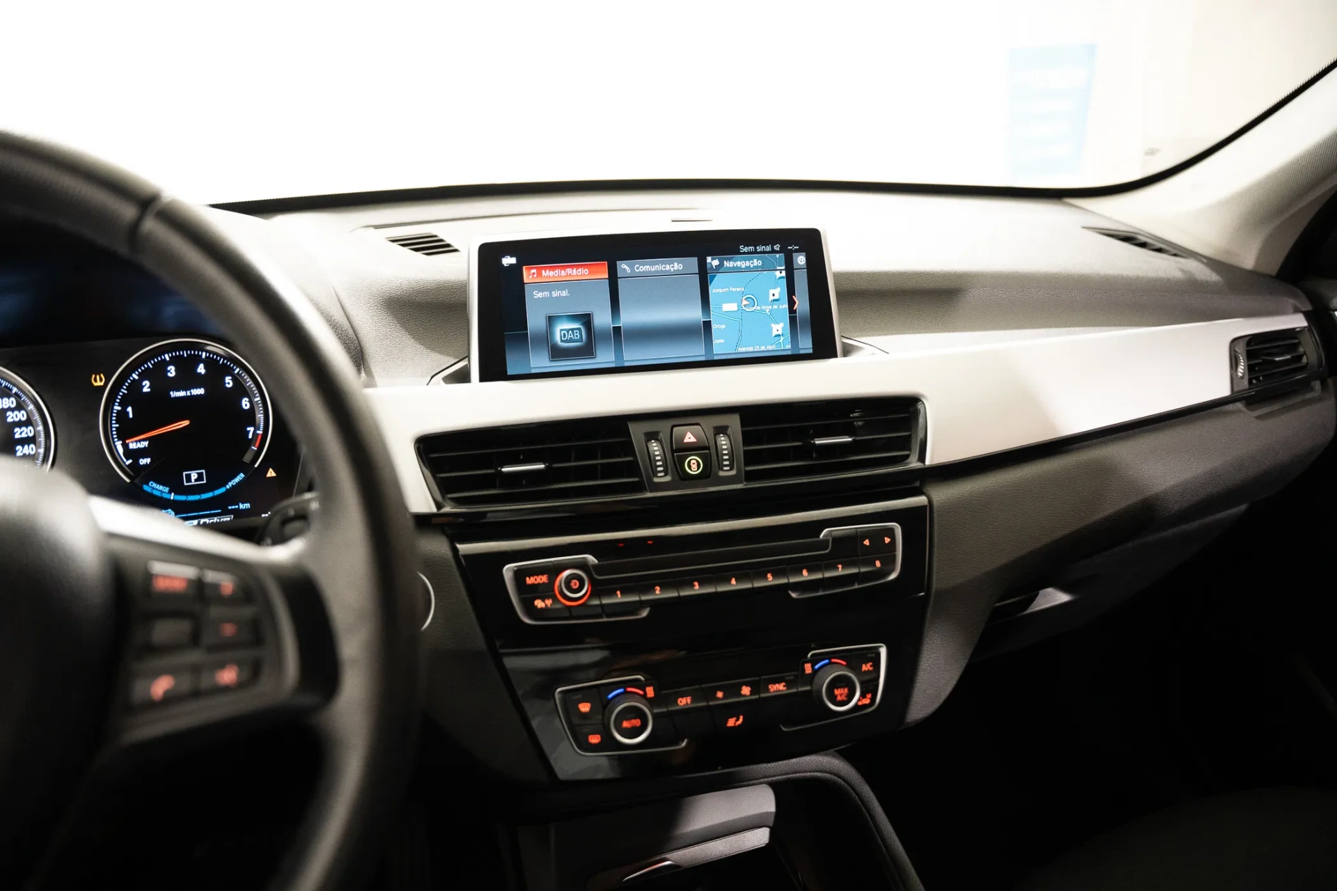 BMW X1 25 e xDrive Corporate Edition 17