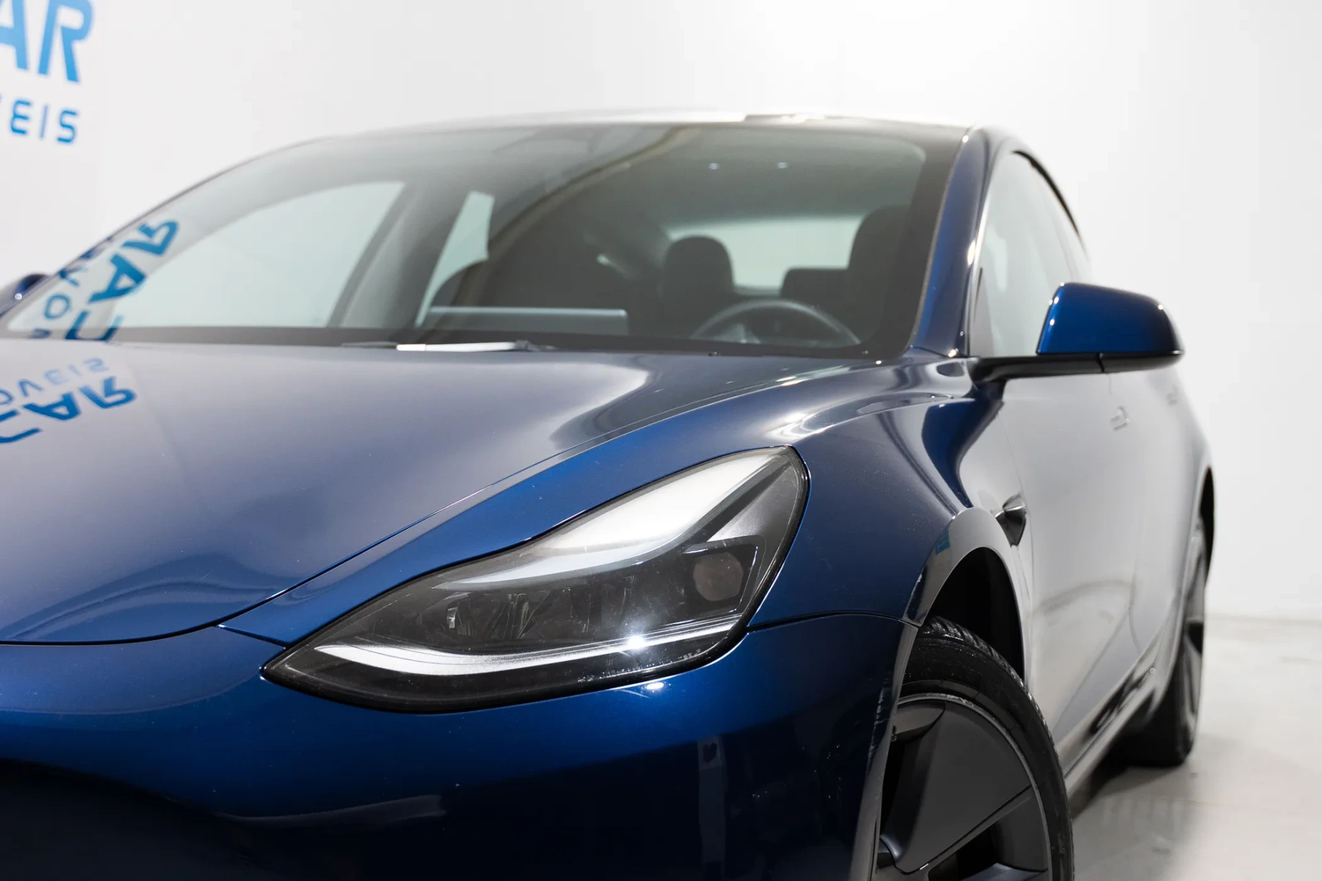 Tesla Model 3 Long-Range Dual Motor AWD 4