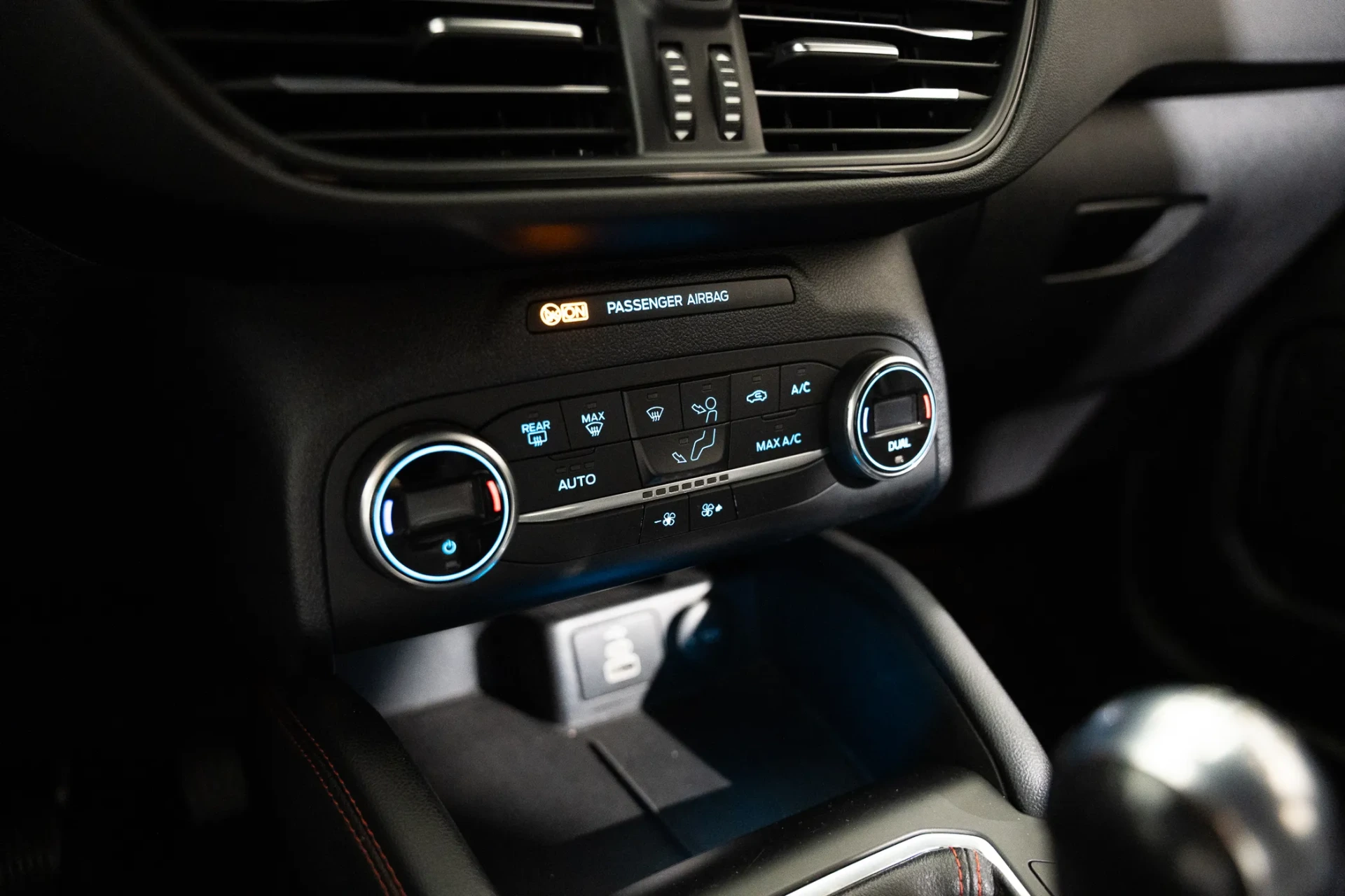 Ford Kuga 1.5 EcoBoost ST-Line 19
