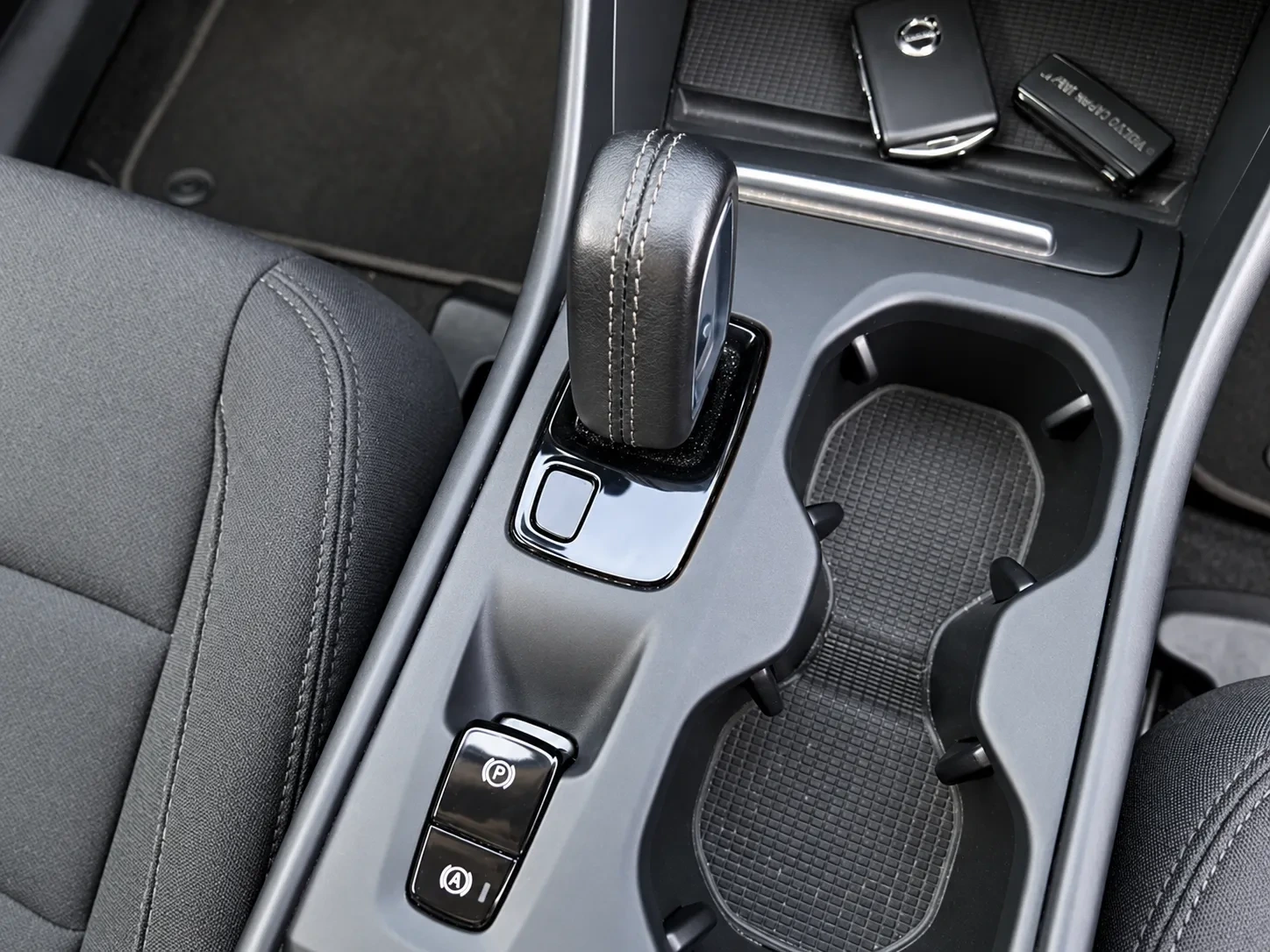 Volvo XC 40 1.5 T5 PHEV Inscription Expression 6