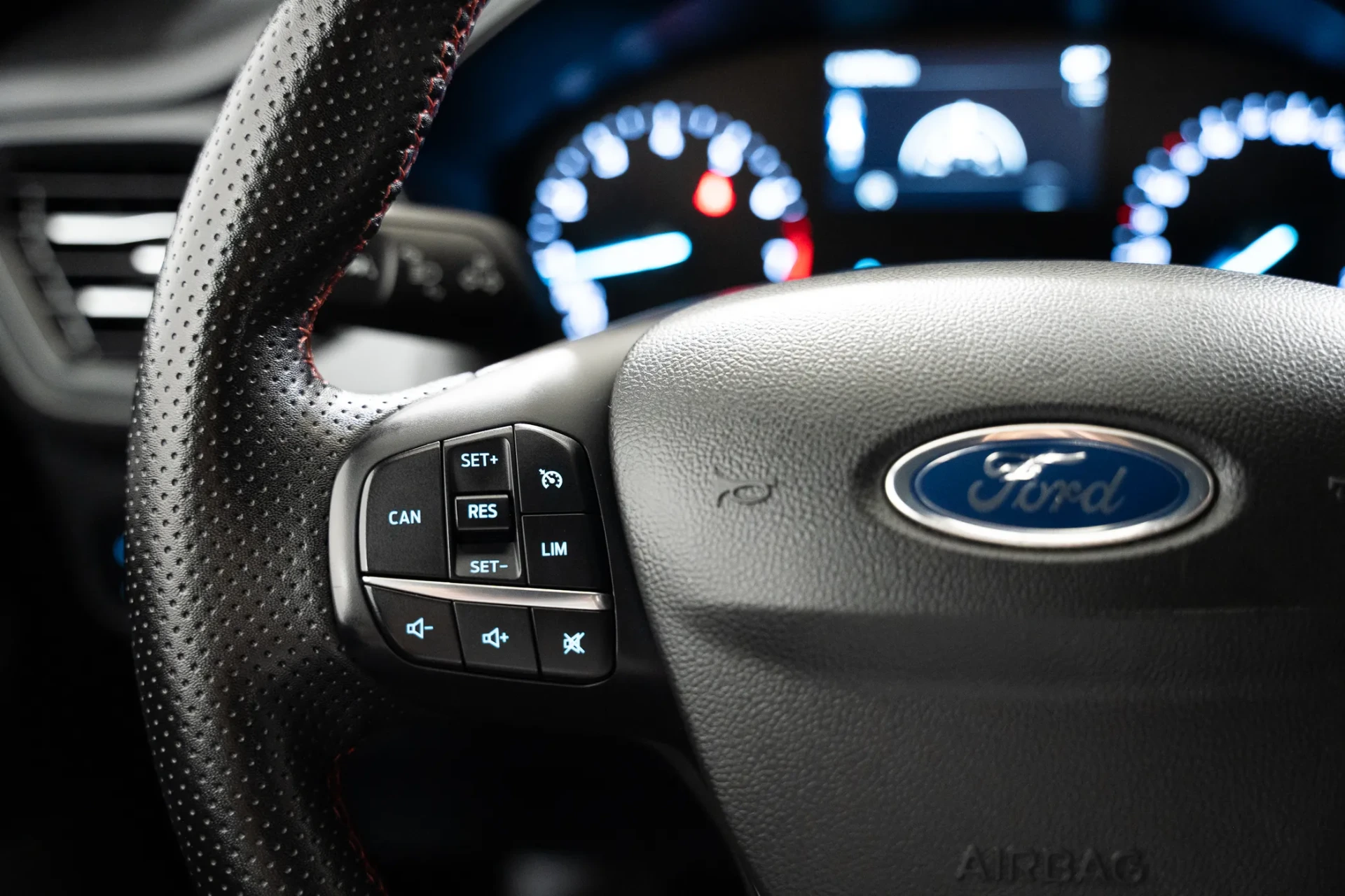 Ford Focus SW 1.0 EcoBoost MHEV ST-Line Style SIP 13