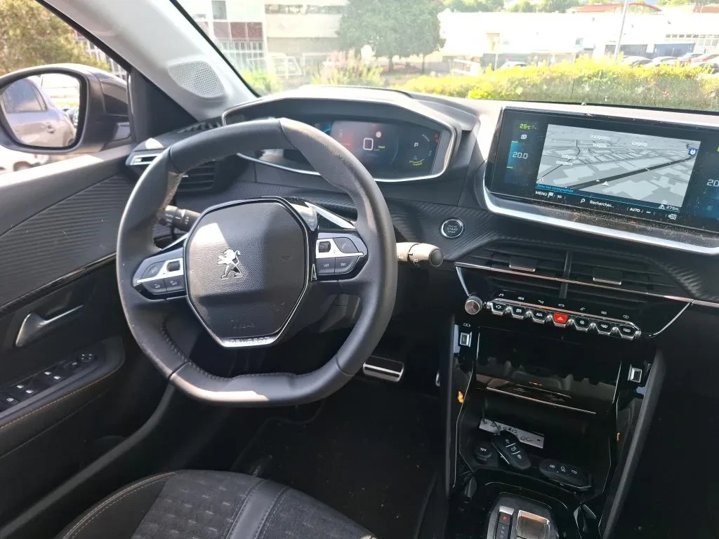 Peugeot e-208 50 kWh Allure 3