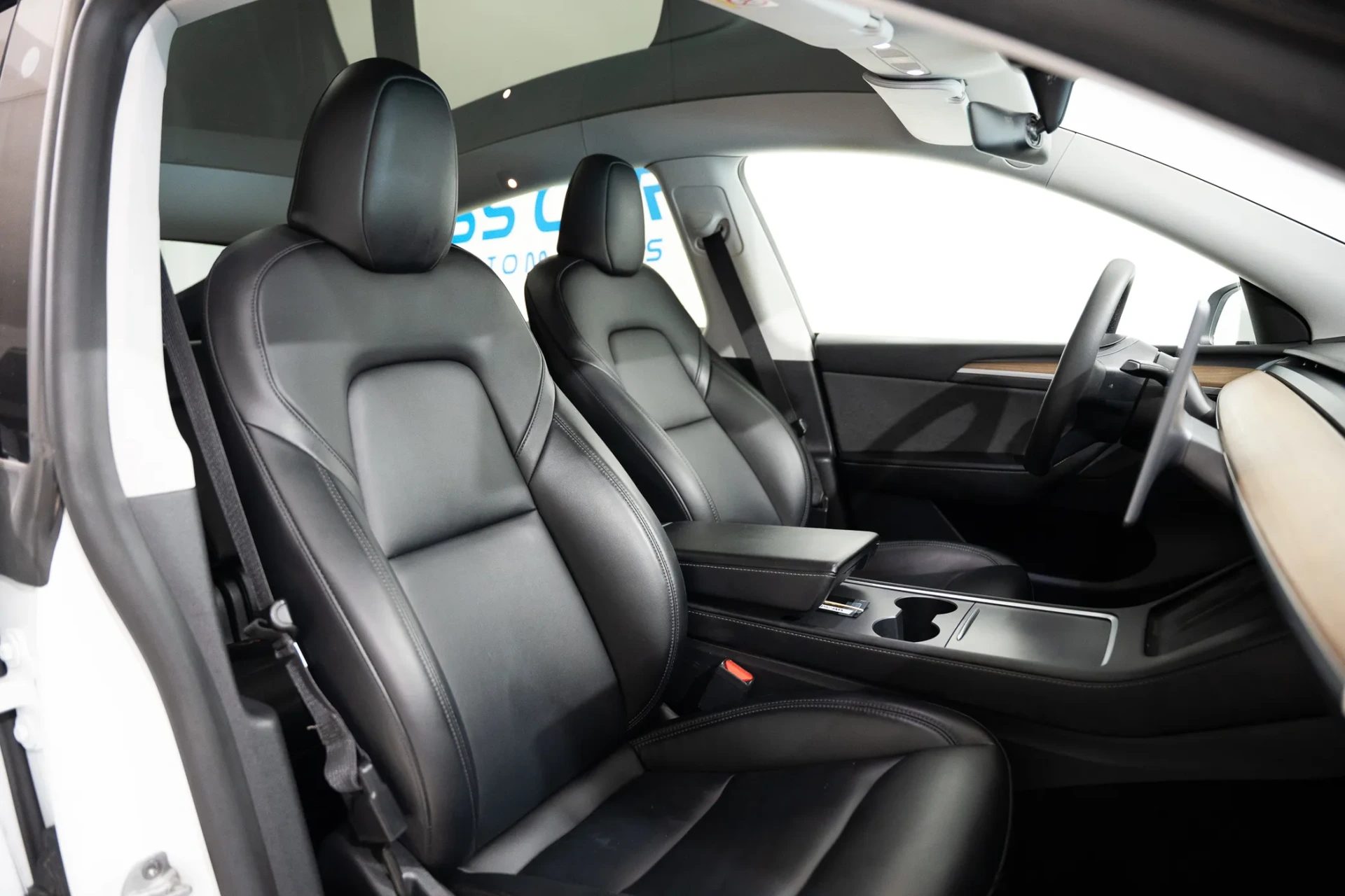 Tesla Model Y Long Range Tração Integral 23