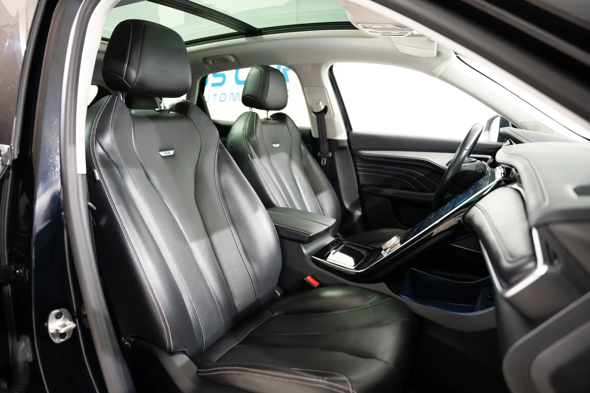 MG Marvel R 70 kWh Luxury 26
